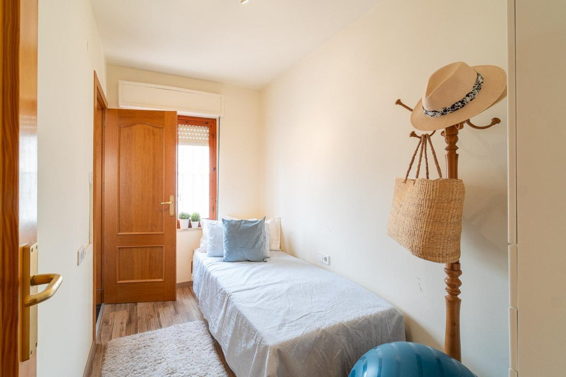 Resale - Apartment / flat -
Torrevieja - Playa de los Naufragos