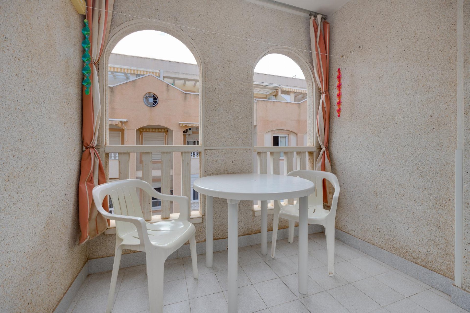 Resale - Apartment / flat -
Torrevieja - Playa de los Naufragos