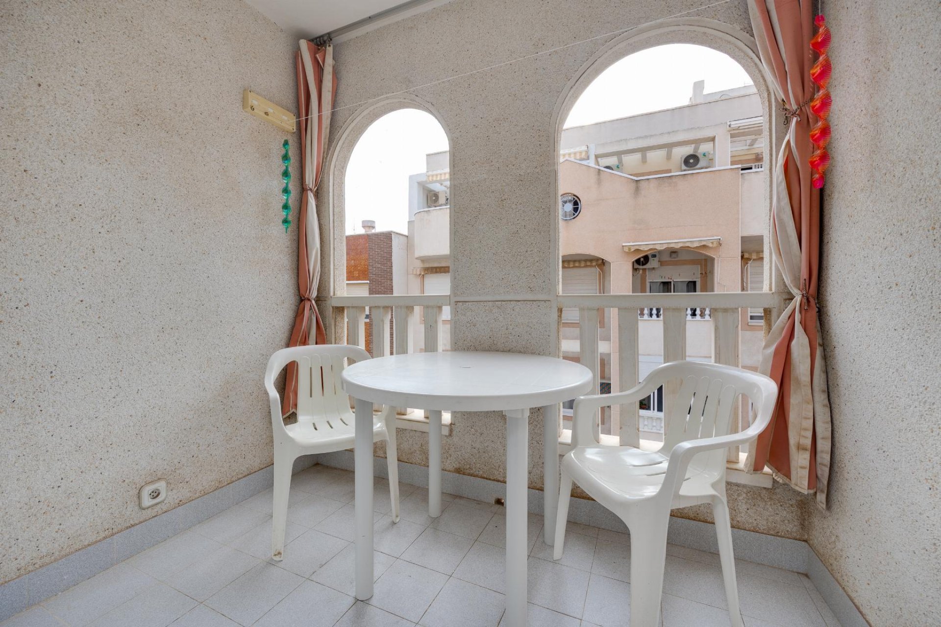 Resale - Apartment / flat -
Torrevieja - Playa de los Naufragos