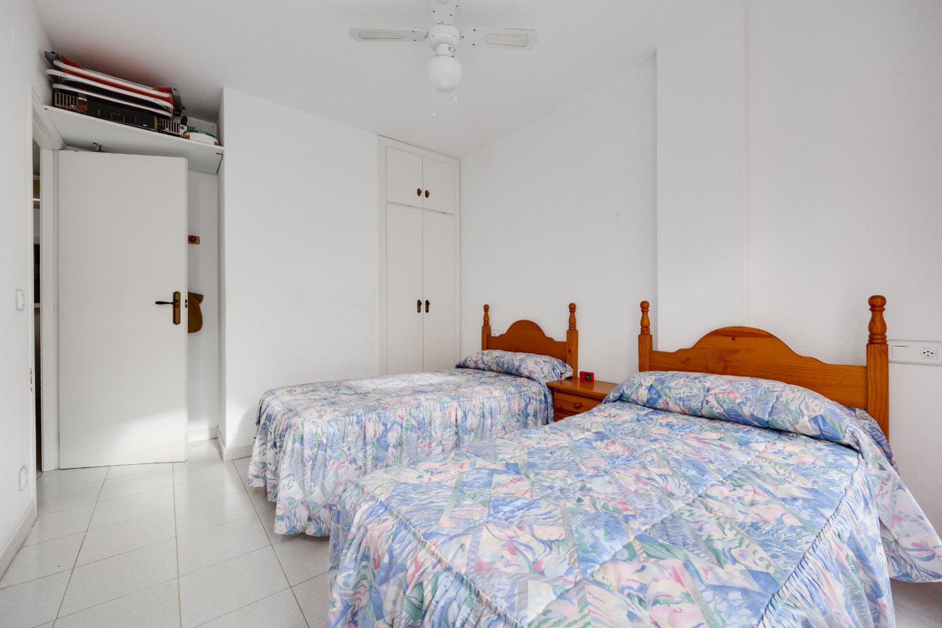 Resale - Apartment / flat -
Torrevieja - Playa de los Naufragos