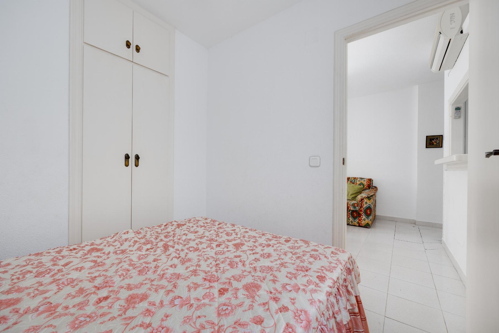 Resale - Apartment / flat -
Torrevieja - Playa de los Naufragos