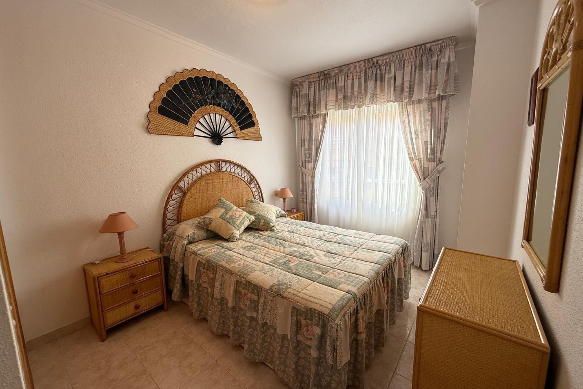 Resale - Apartment / flat -
Torrevieja - Playa del Cura