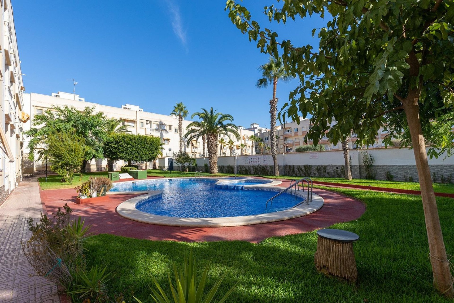 Resale - Apartment / flat -
Torrevieja - Playa del Cura