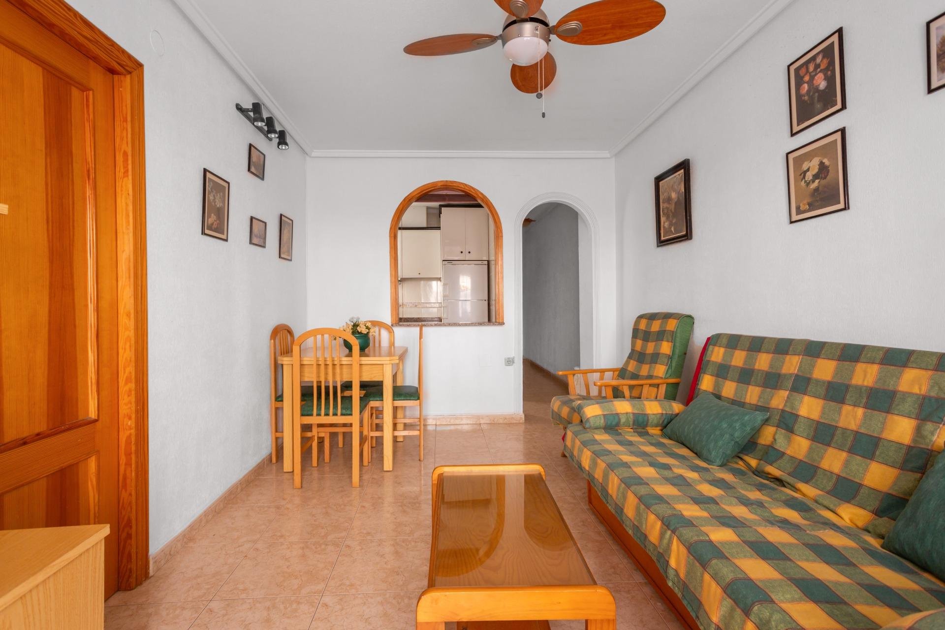 Resale - Apartment / flat -
Torrevieja - Playa del Cura