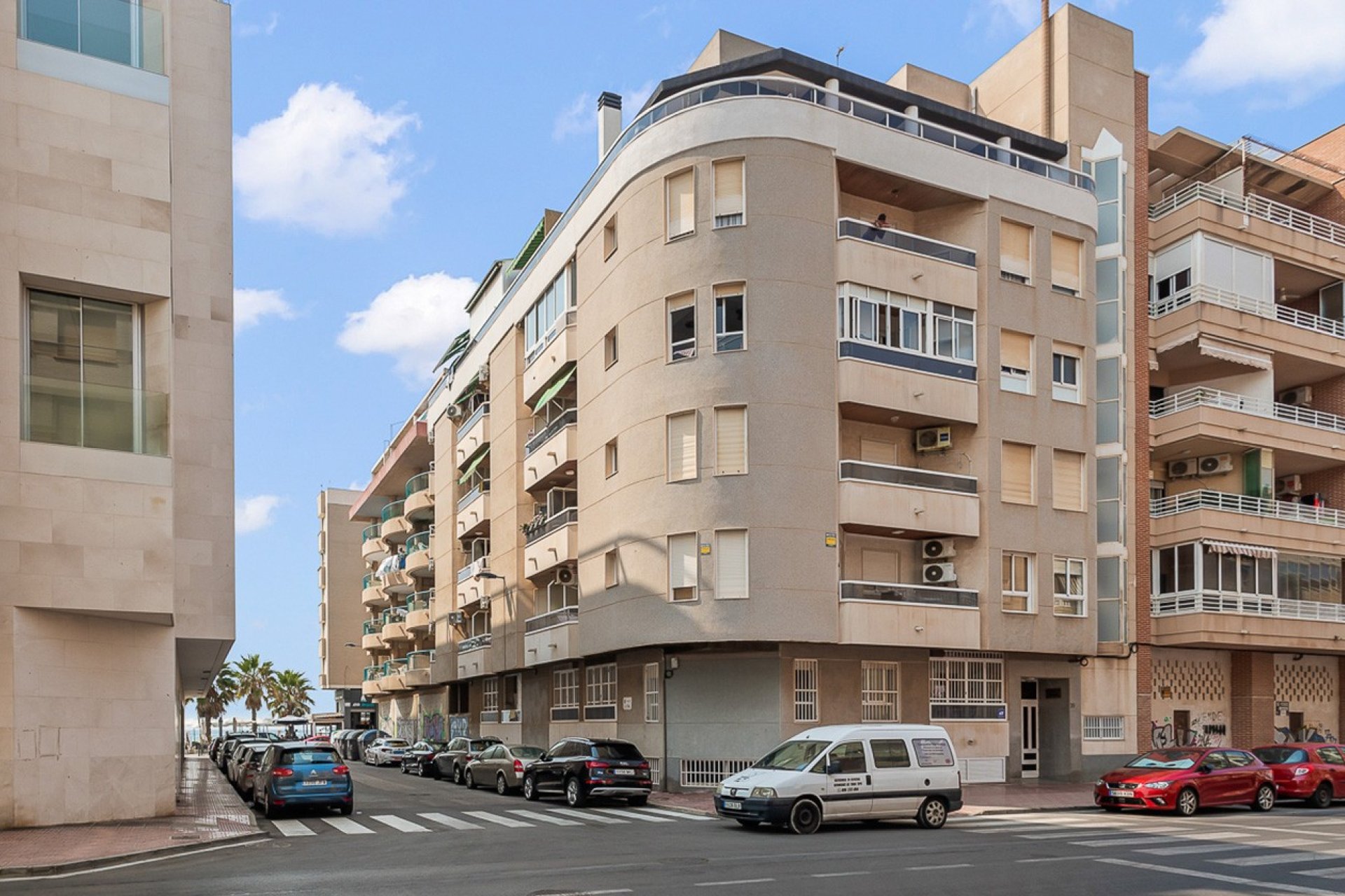 Resale - Apartment / flat -
Torrevieja - Playa del Cura