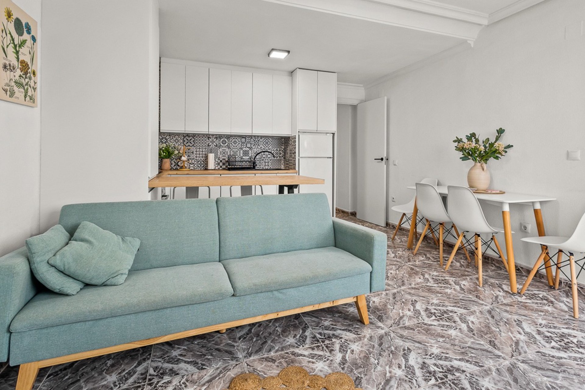 Resale - Apartment / flat -
Torrevieja - Playa del Cura