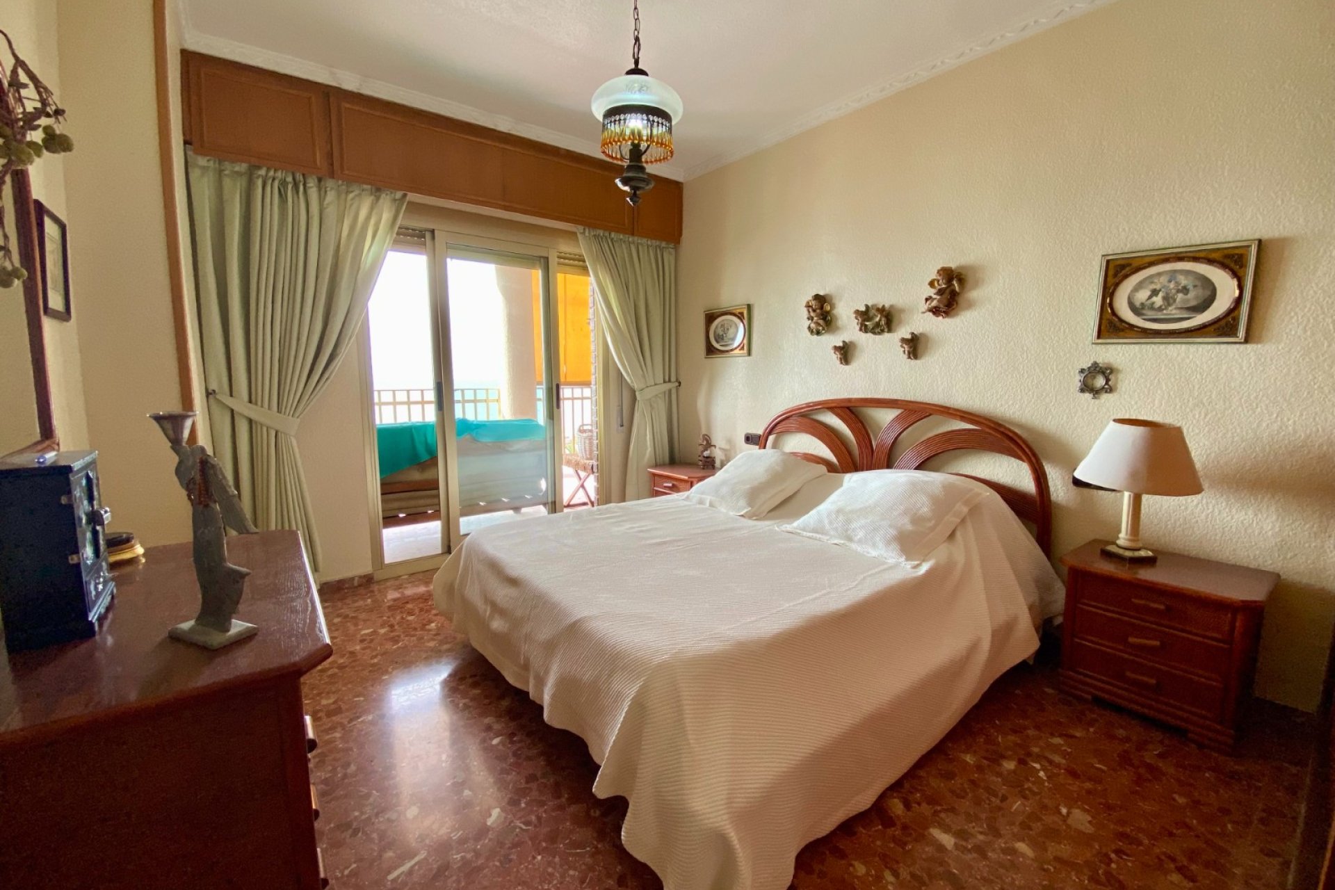 Resale - Apartment / flat -
Torrevieja - Playa Del Cura