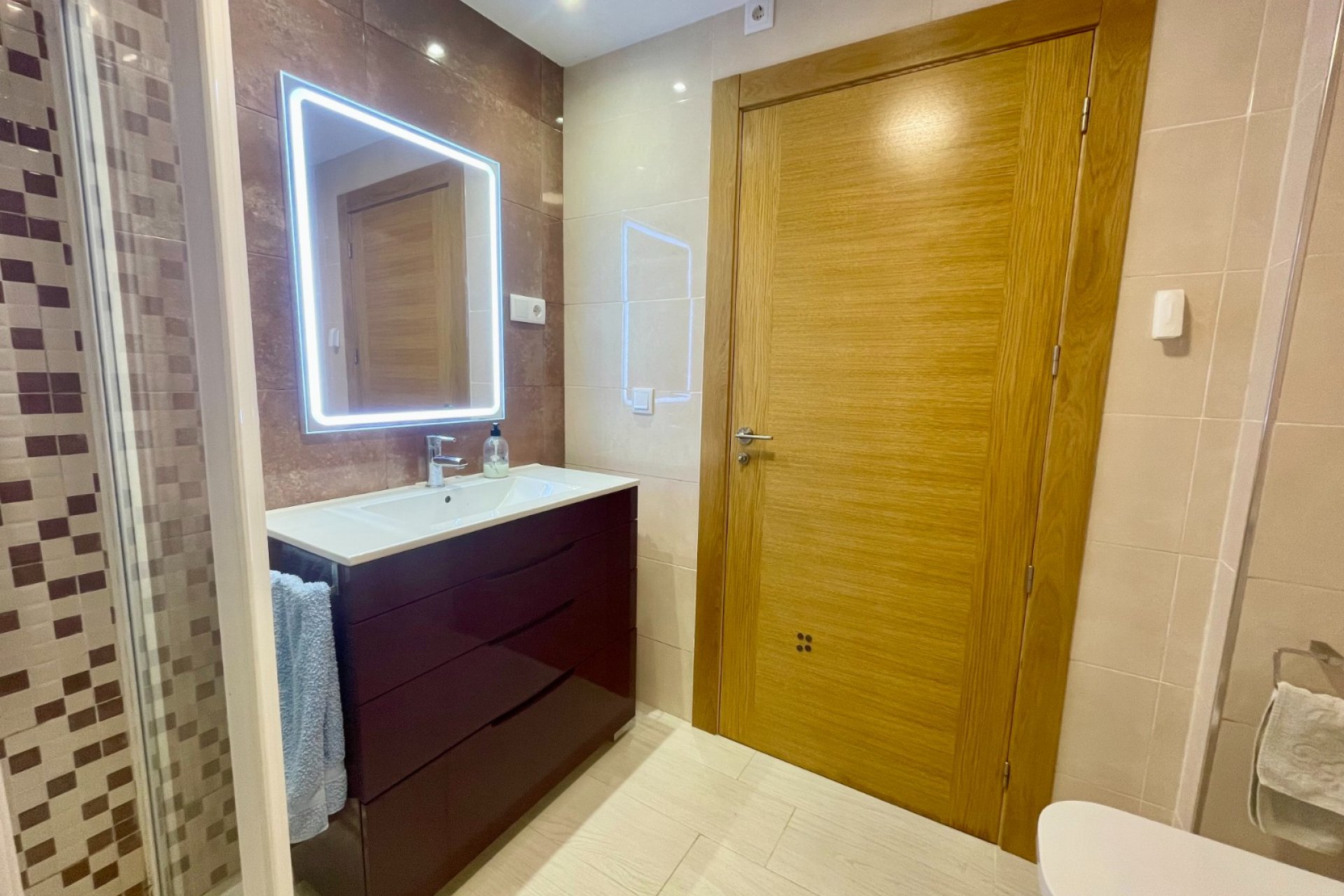 Resale - Apartment / flat -
Torrevieja - Playa Del Cura