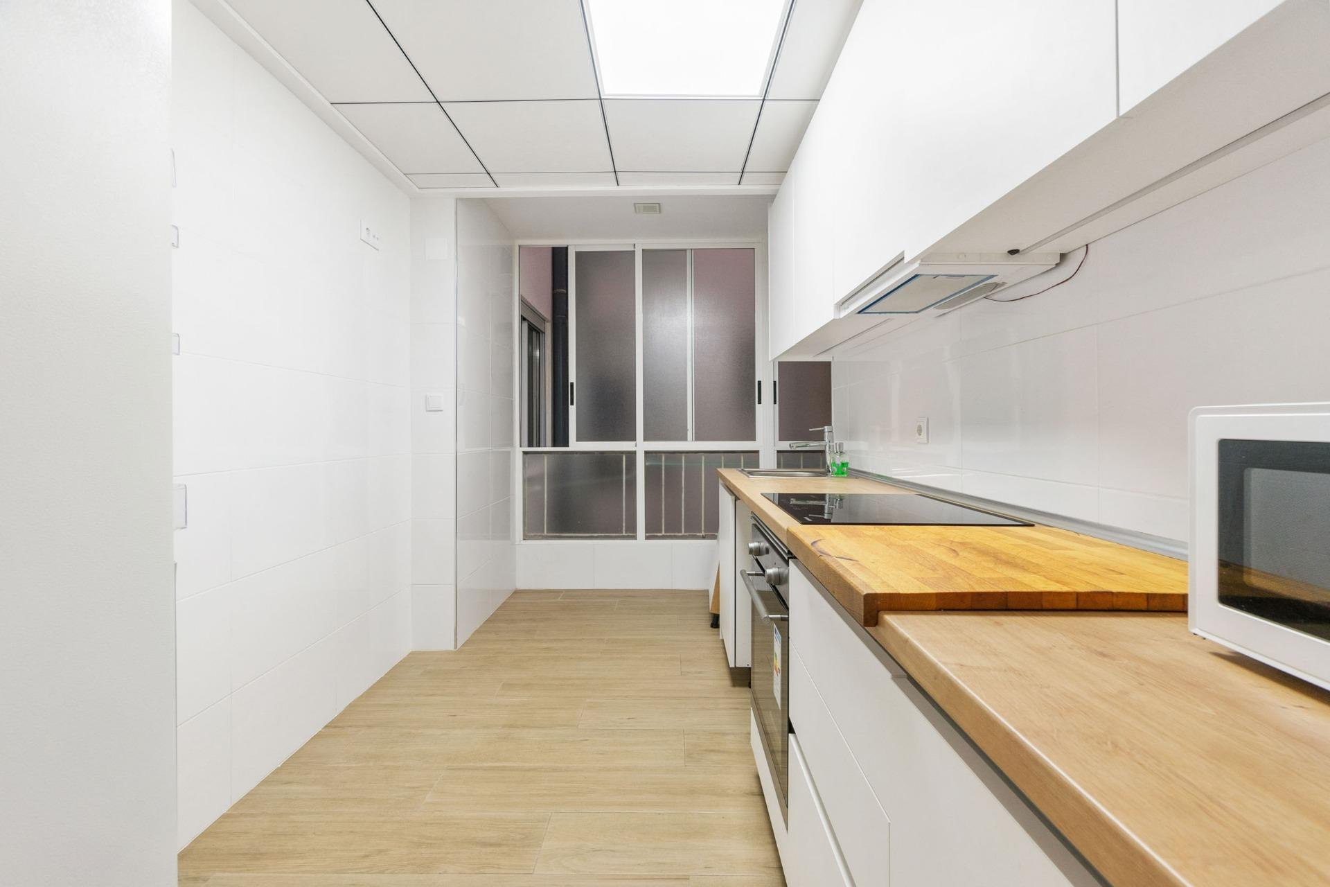 Resale - Apartment / flat -
Torrevieja - Playa Del Cura