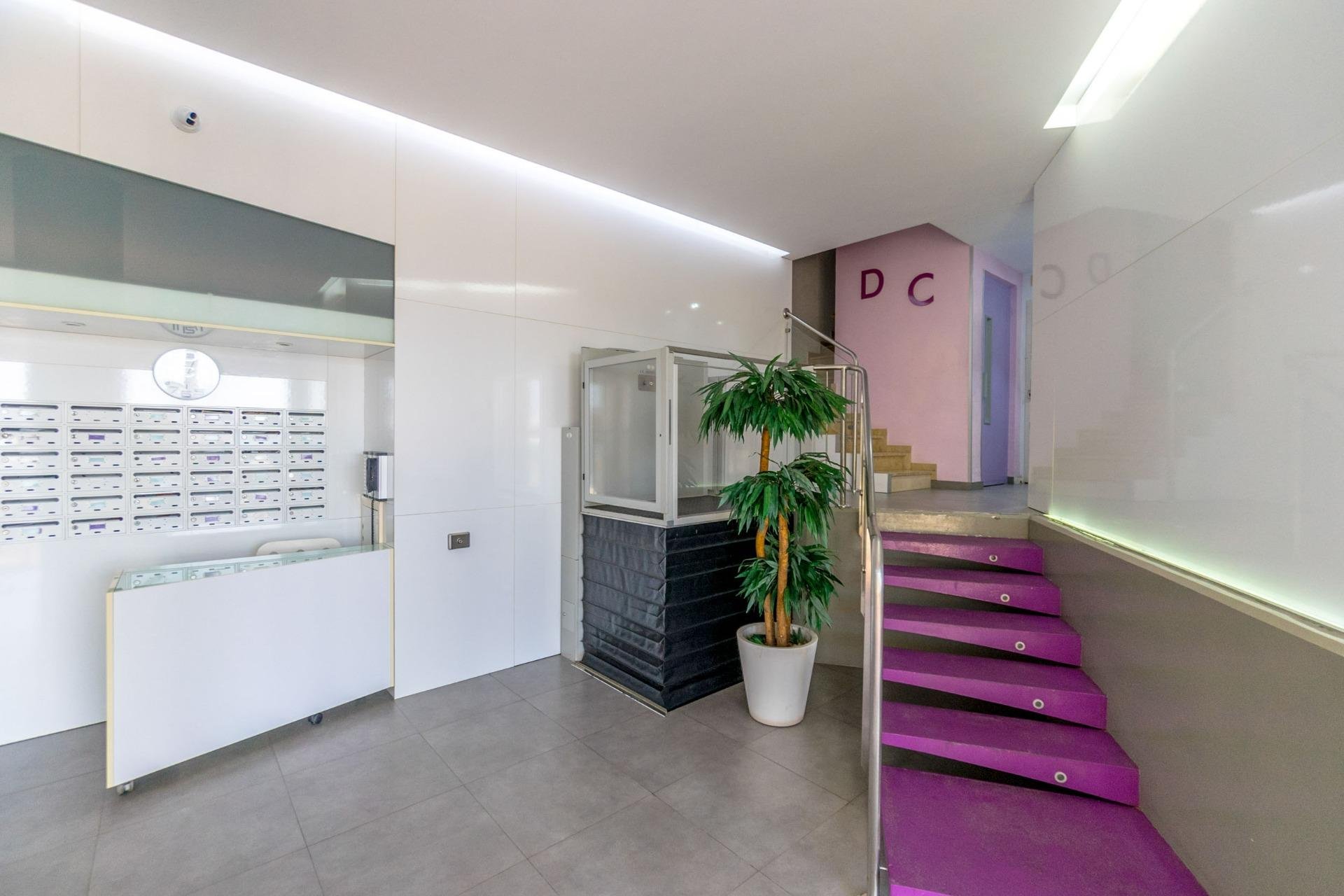 Resale - Apartment / flat -
Torrevieja - Playa Del Cura