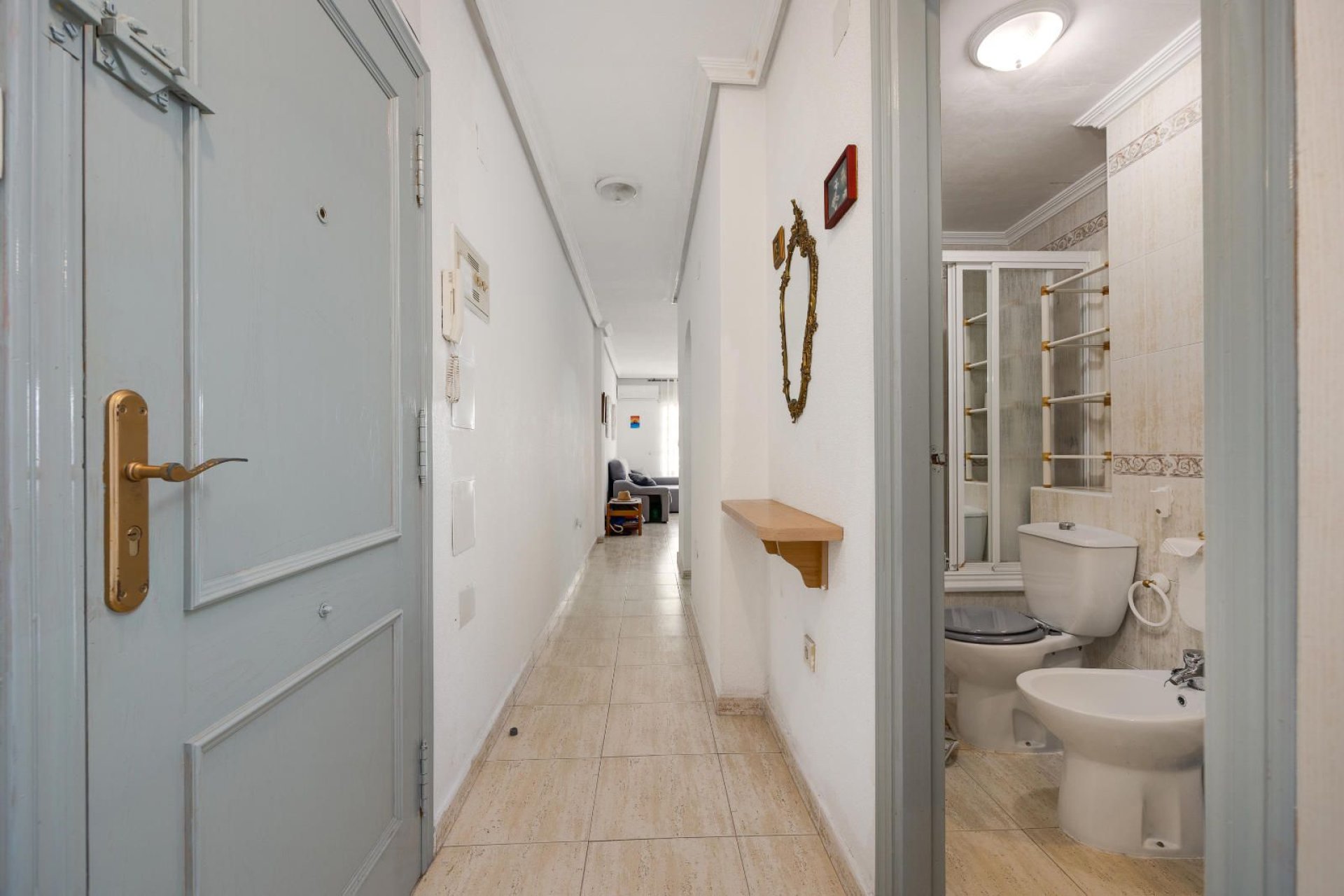 Resale - Apartment / flat -
Torrevieja - Playa del Cura