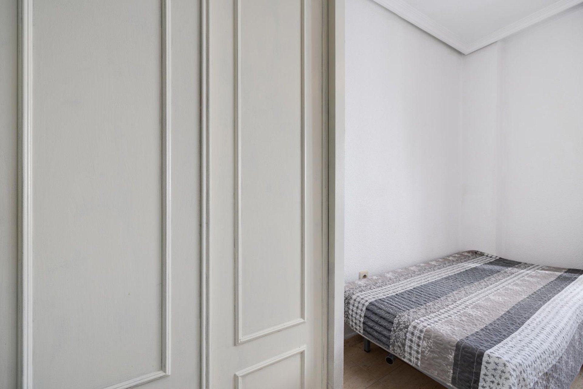 Resale - Apartment / flat -
Torrevieja - Playa del Cura