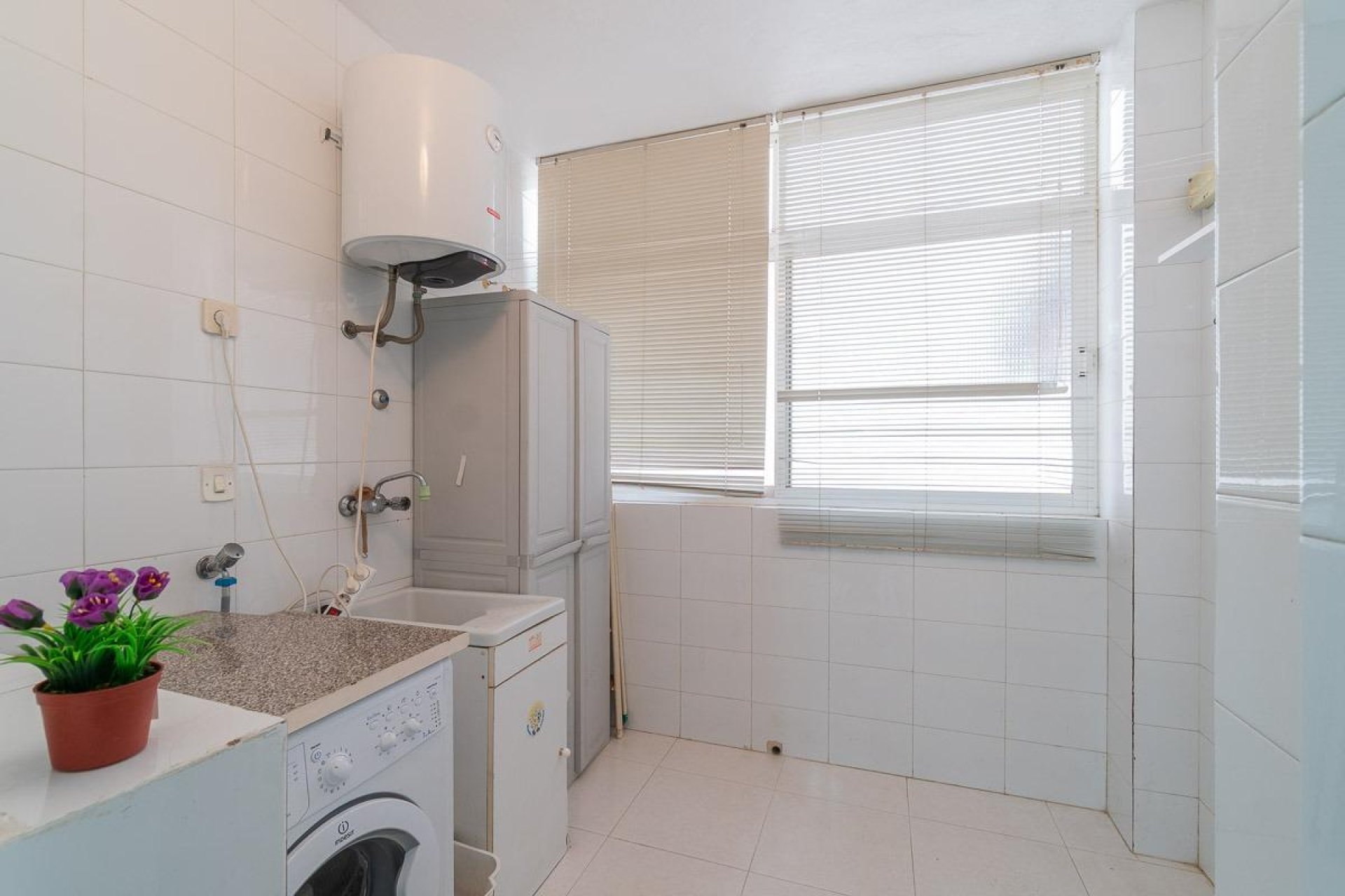 Resale - Apartment / flat -
Torrevieja - Playa del Cura