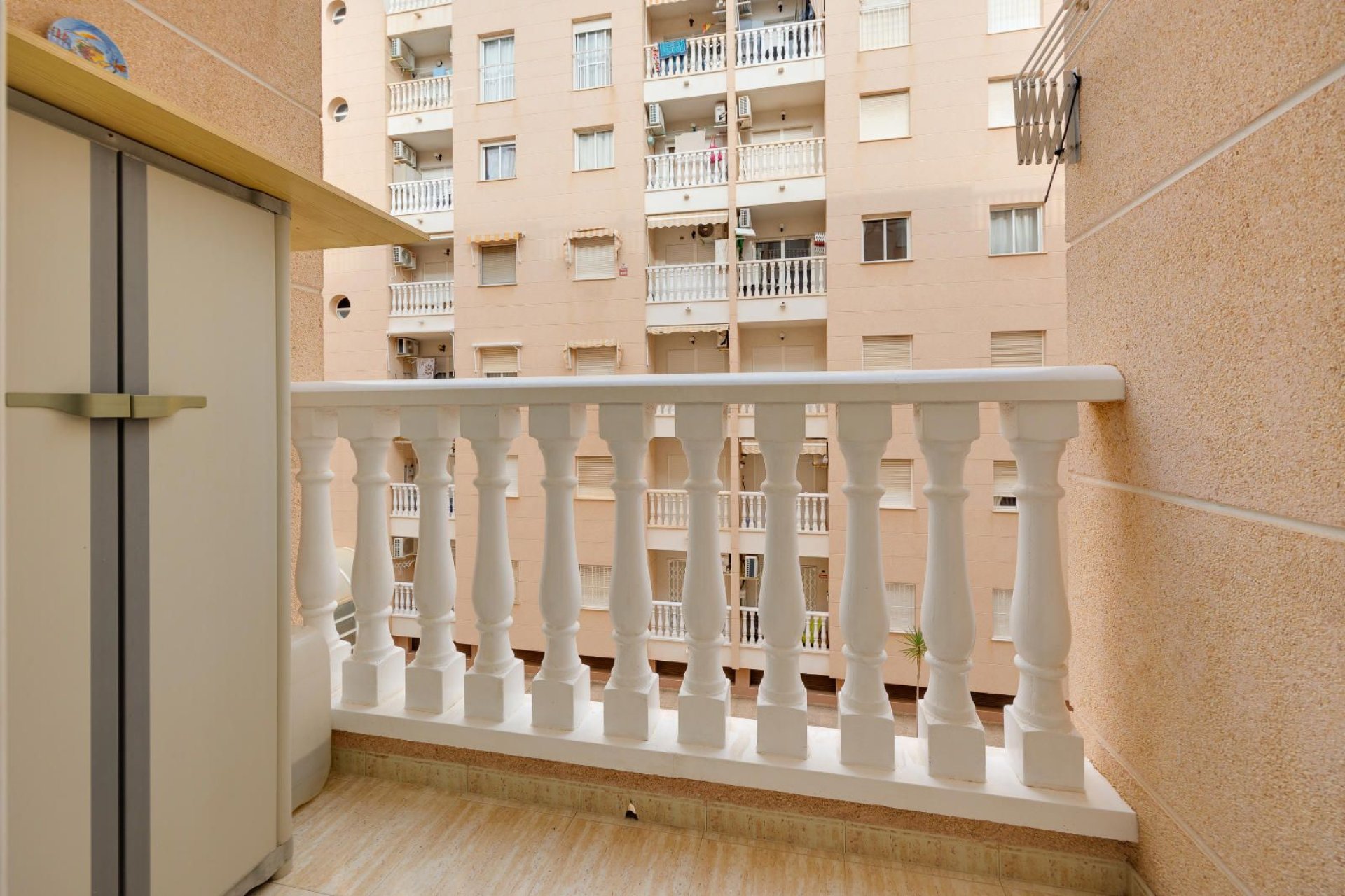 Resale - Apartment / flat -
Torrevieja - Playa del Cura