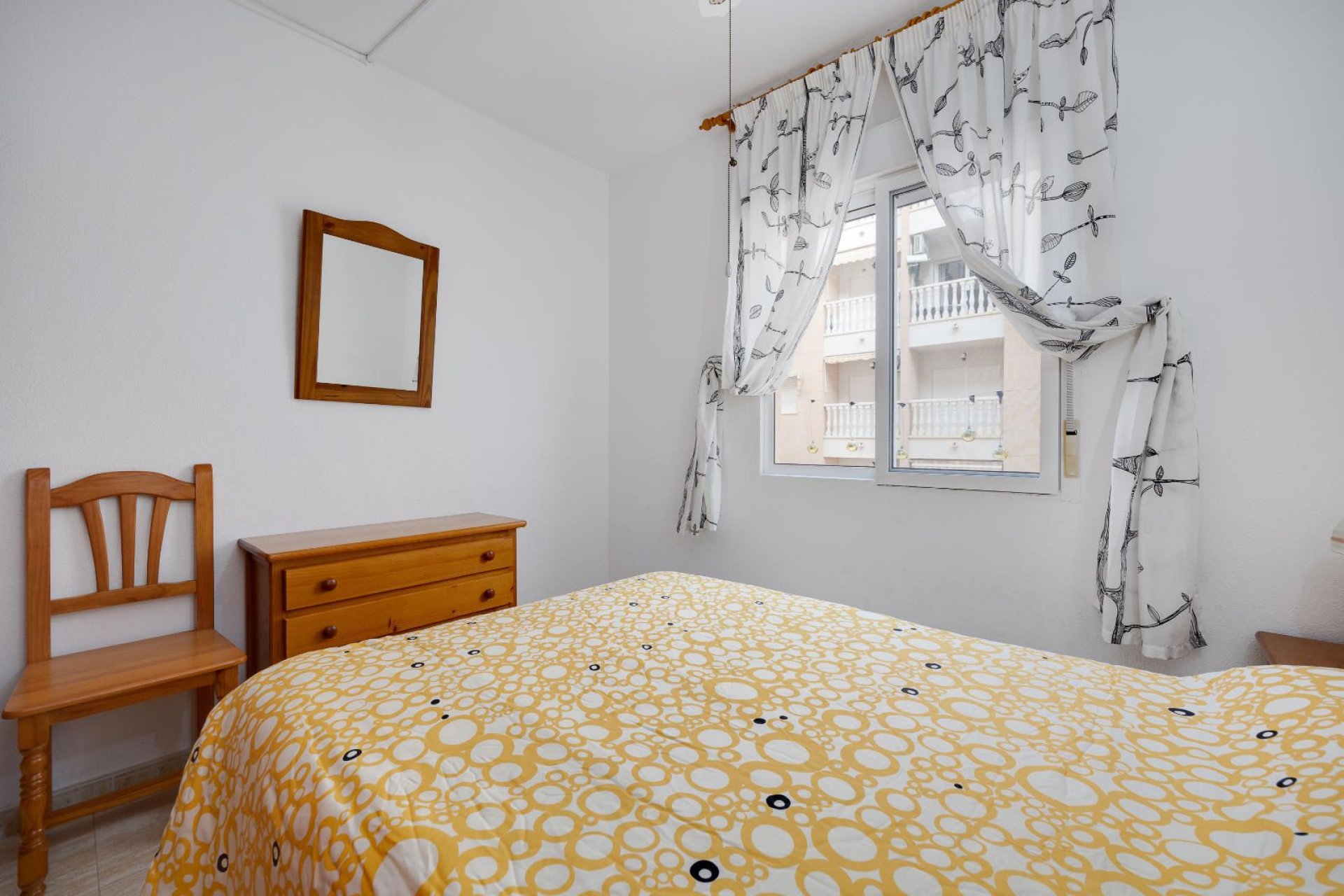 Resale - Apartment / flat -
Torrevieja - Playa del Cura