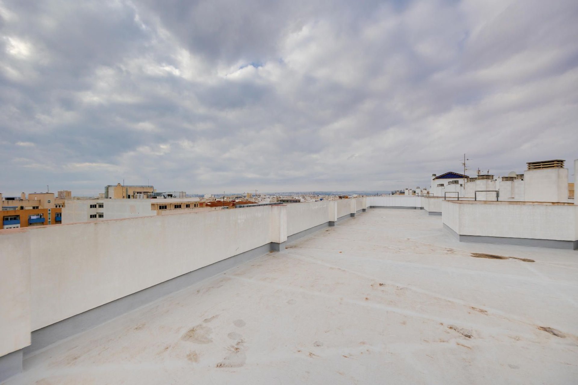 Resale - Apartment / flat -
Torrevieja - Playa del Cura