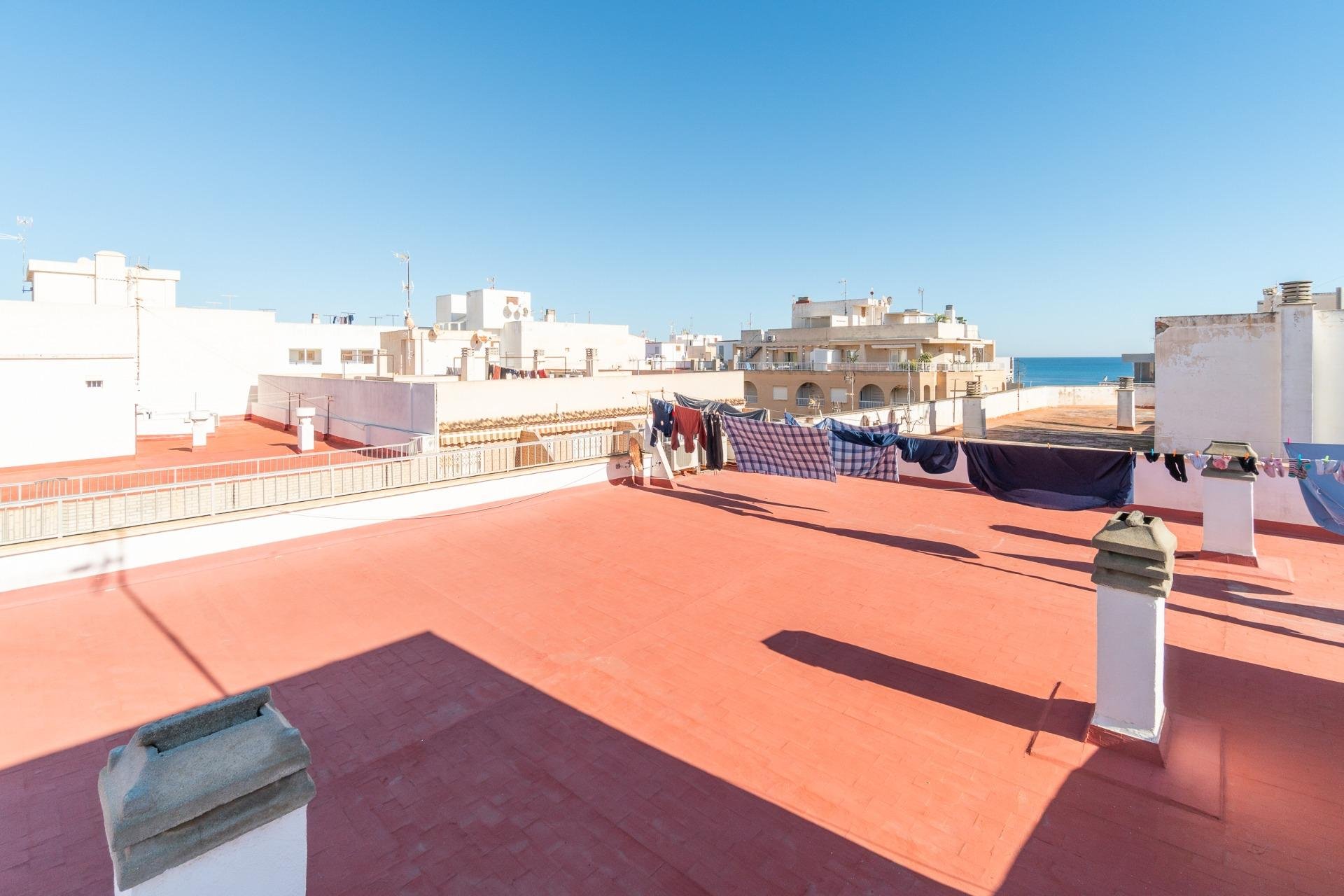 Resale - Apartment / flat -
Torrevieja - Playa del Cura