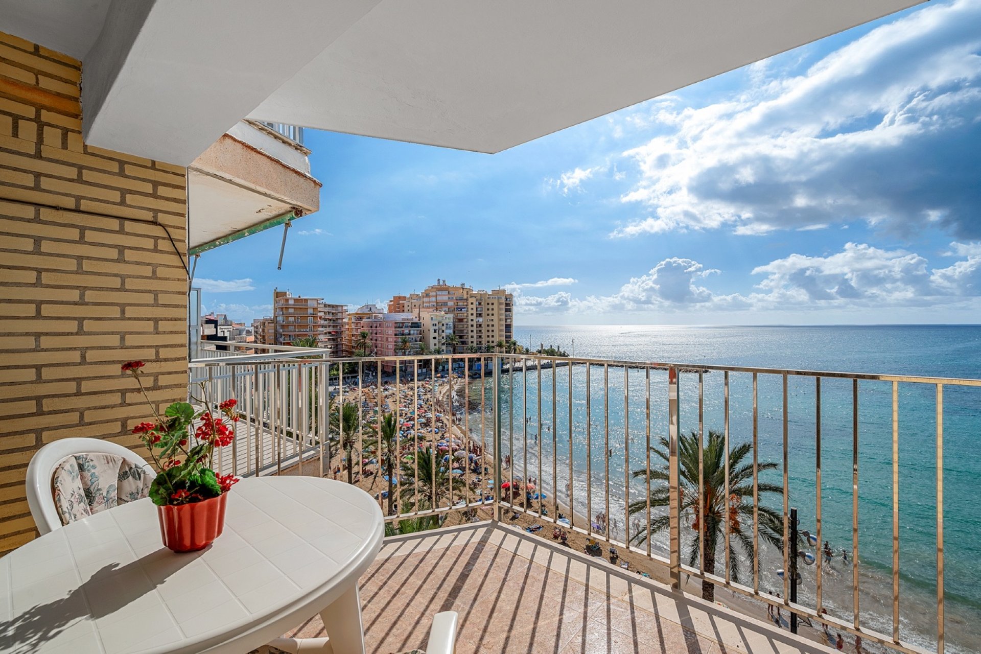 Resale - Apartment / flat -
Torrevieja - Playa Del Cura