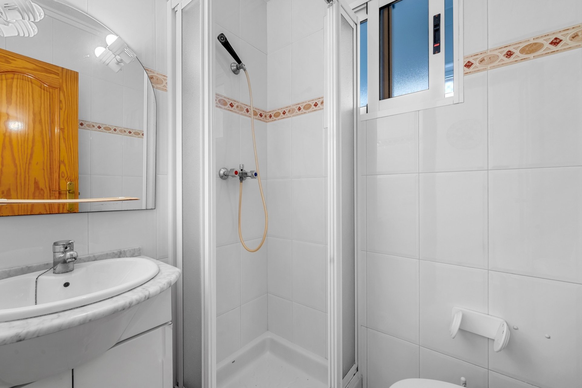 Resale - Apartment / flat -
Torrevieja - Playa Del Cura