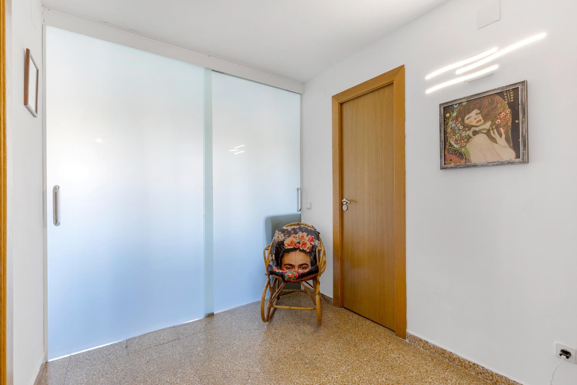 Resale - Apartment / flat -
Torrevieja - Playa del Cura