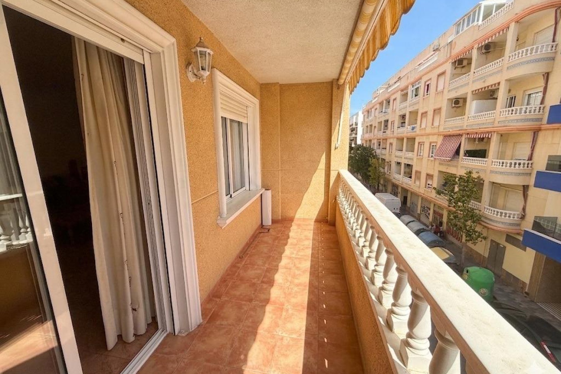 Resale - Apartment / flat -
Torrevieja - Playa del Cura