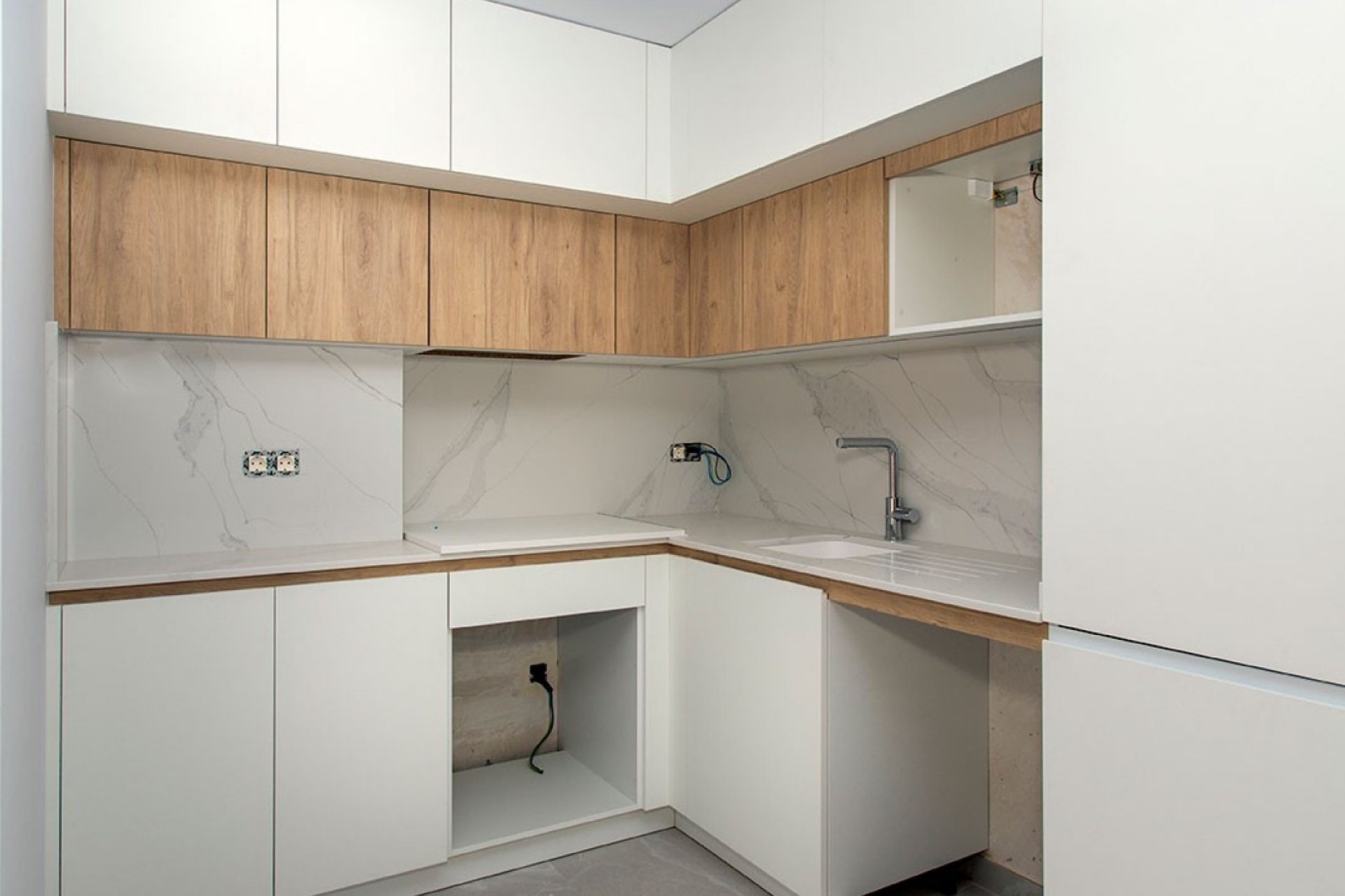 Resale - Apartment / flat -
Torrevieja - Playa Del Cura