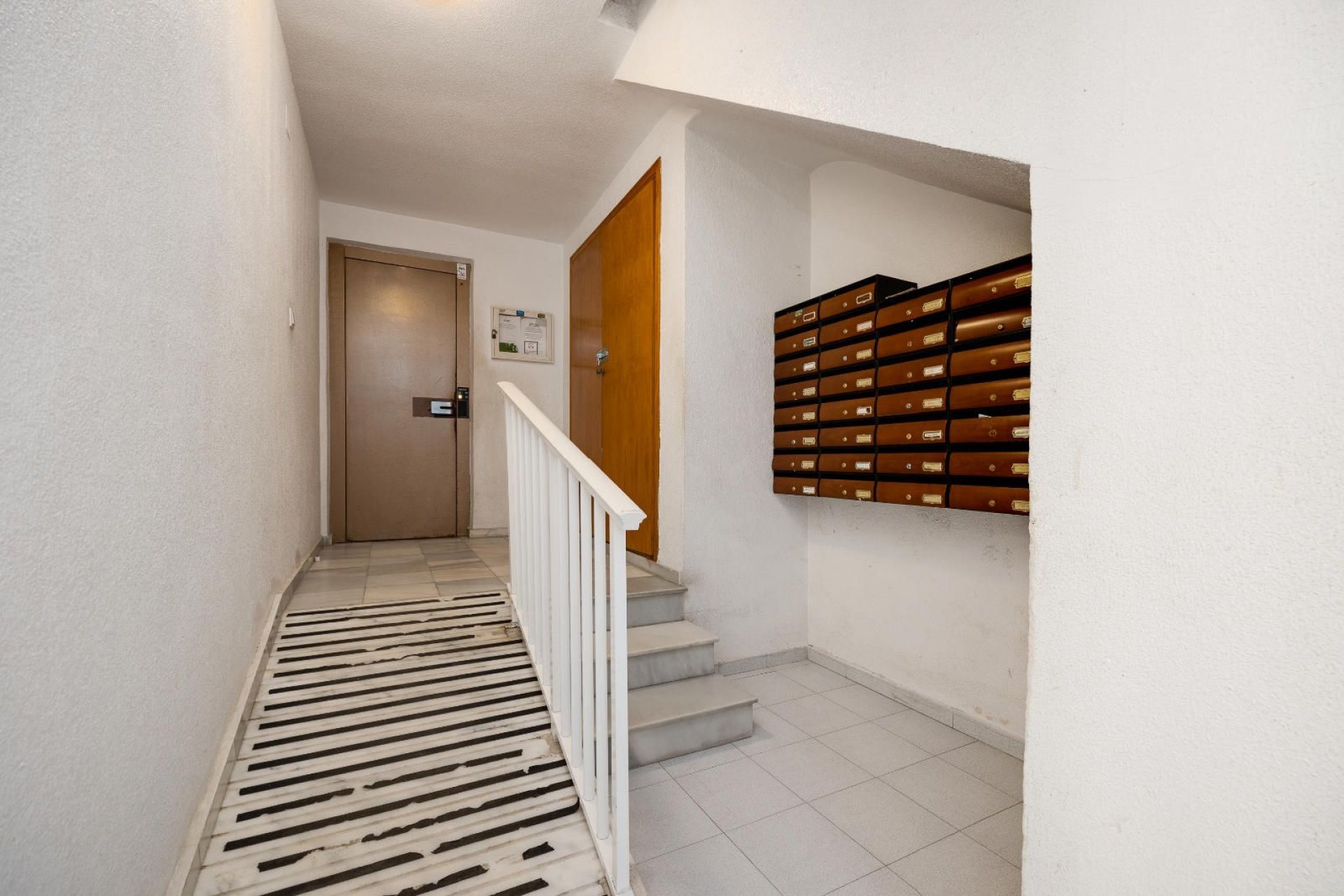 Resale - Apartment / flat -
Torrevieja - Playa del Cura