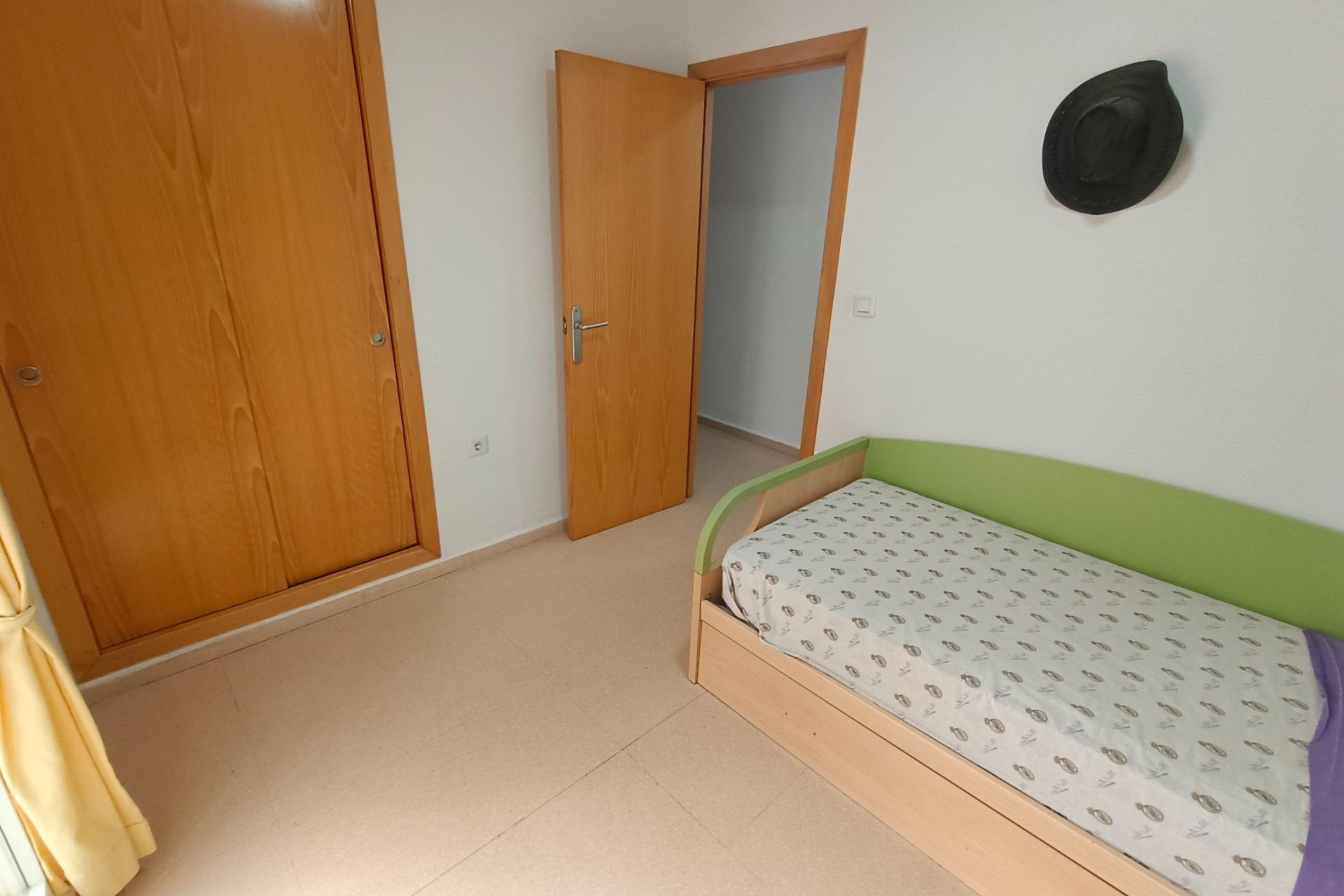 Resale - Apartment / flat -
Torrevieja - Playa del Cura