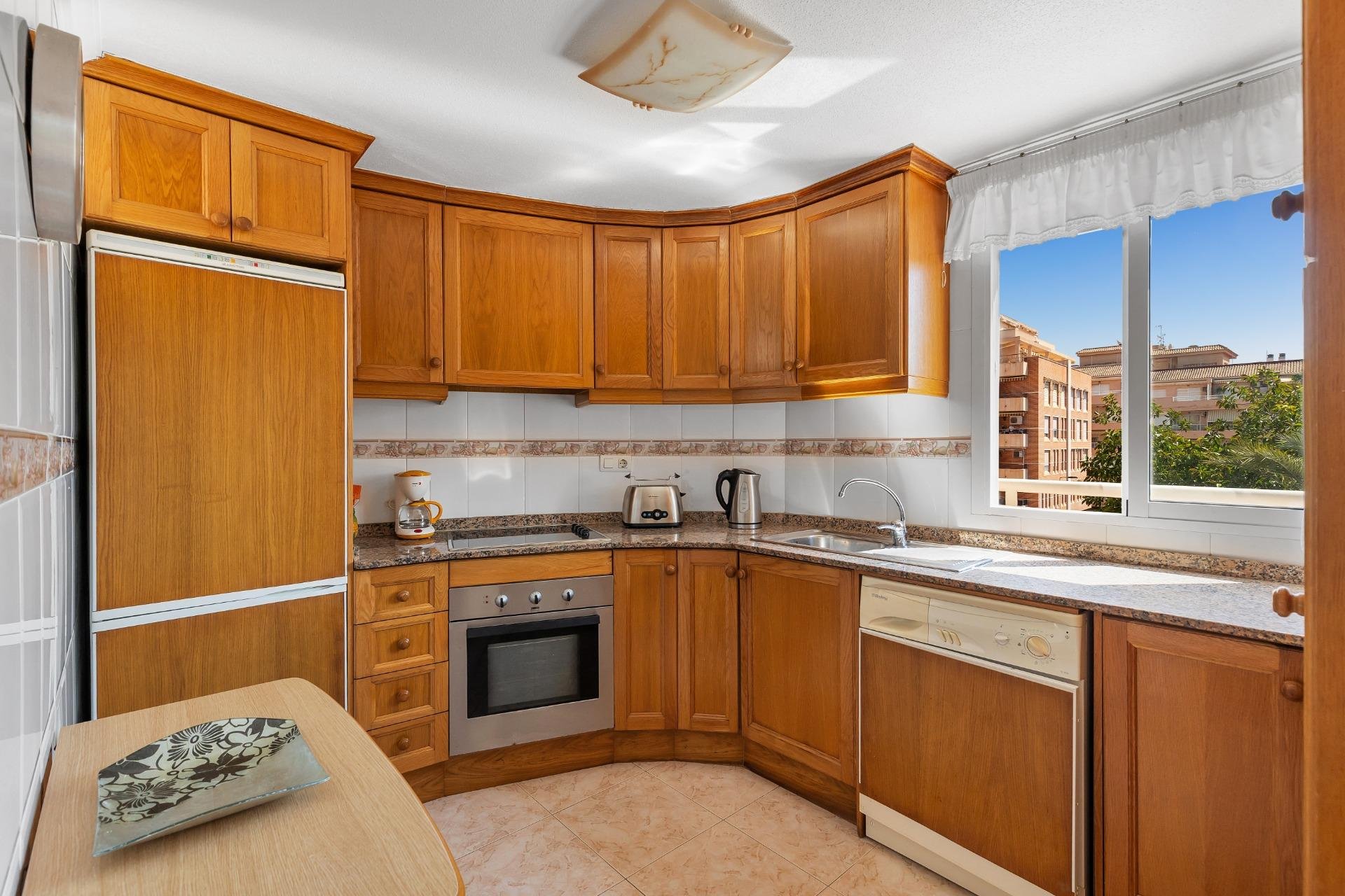 Resale - Apartment / flat -
Torrevieja - Playa del Cura