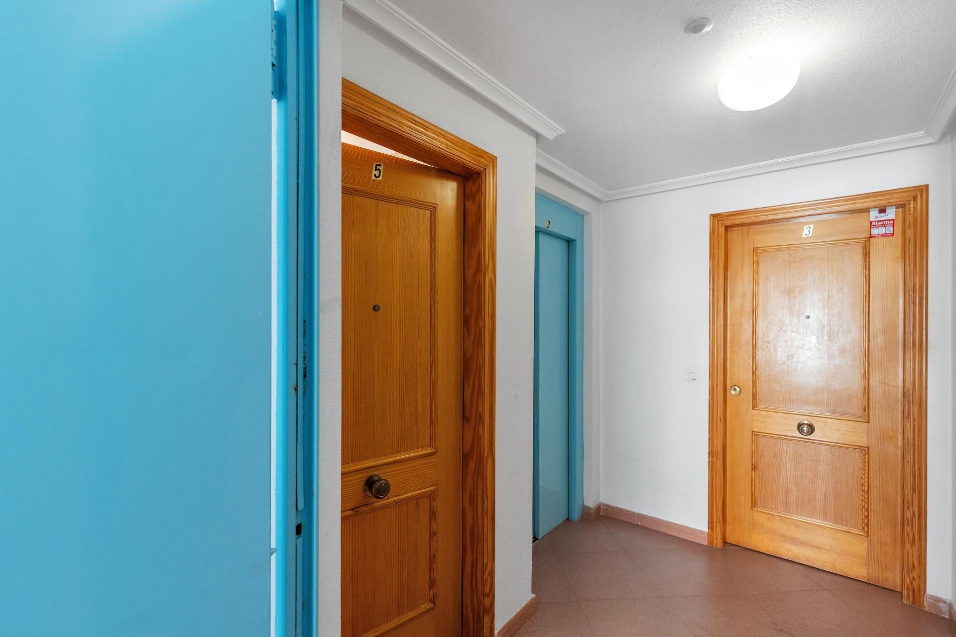 Resale - Apartment / flat -
Torrevieja - Playa del Cura