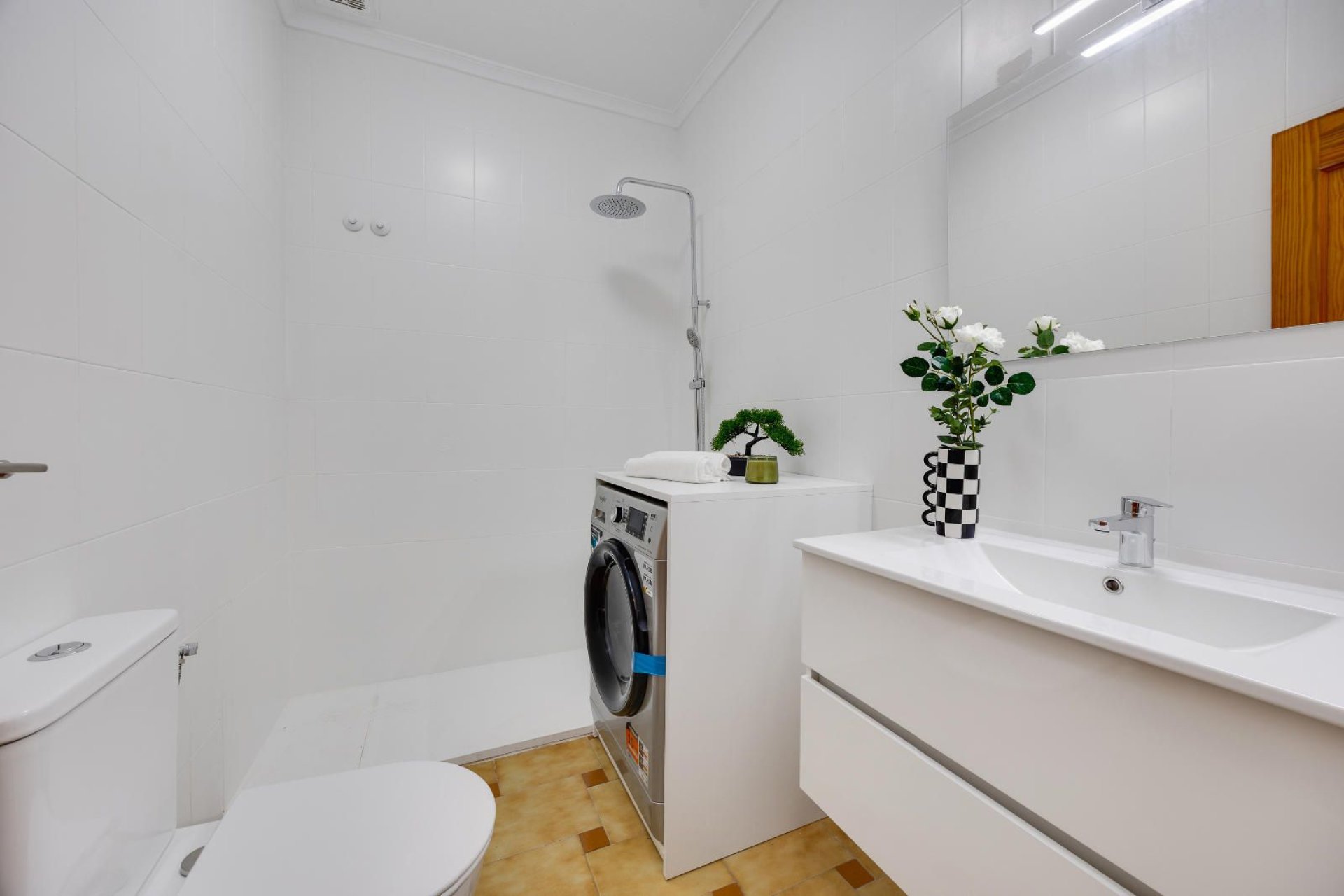 Resale - Apartment / flat -
Torrevieja - Playa del Cura