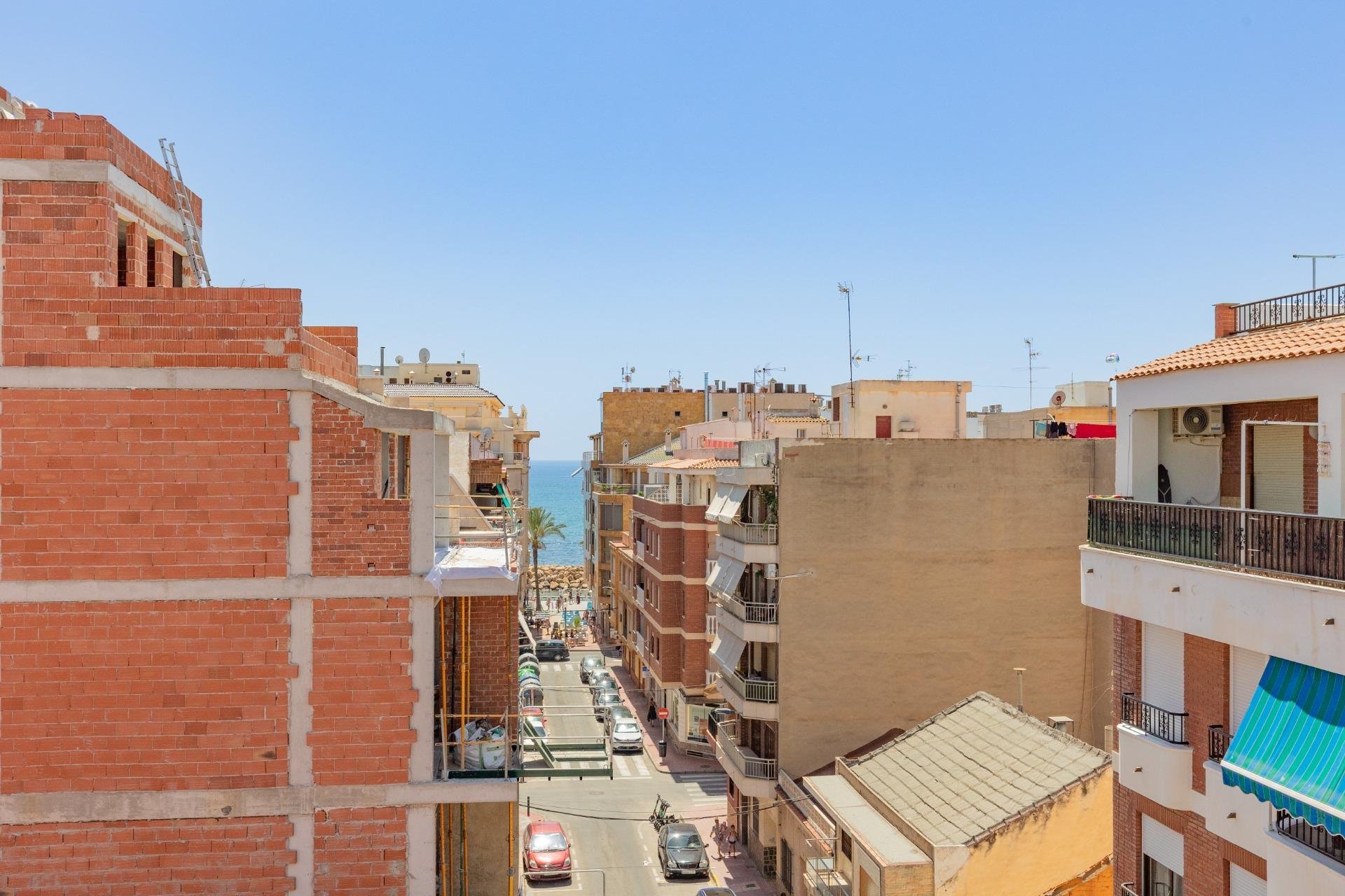 Resale - Apartment / flat -
Torrevieja - Playa del Cura