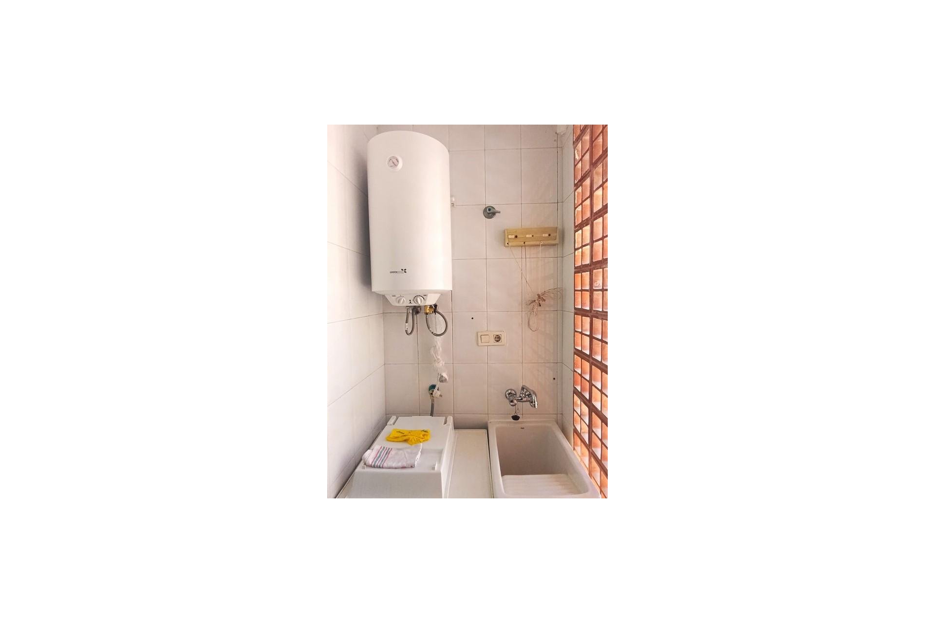 Resale - Apartment / flat -
Torrevieja - Playa del Cura