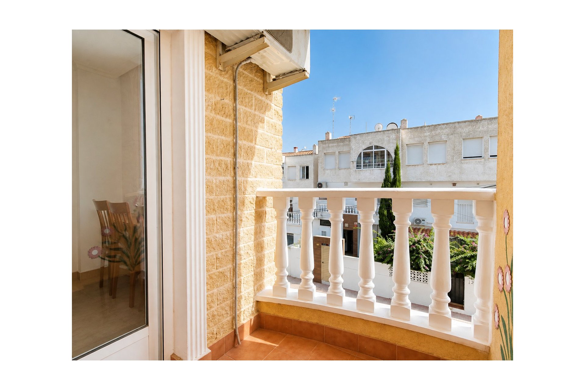 Resale - Apartment / flat -
Torrevieja - Playa Del Cura