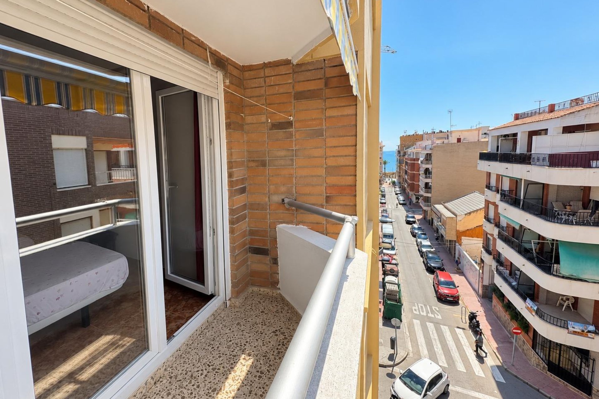 Resale - Apartment / flat -
Torrevieja - Playa del Cura