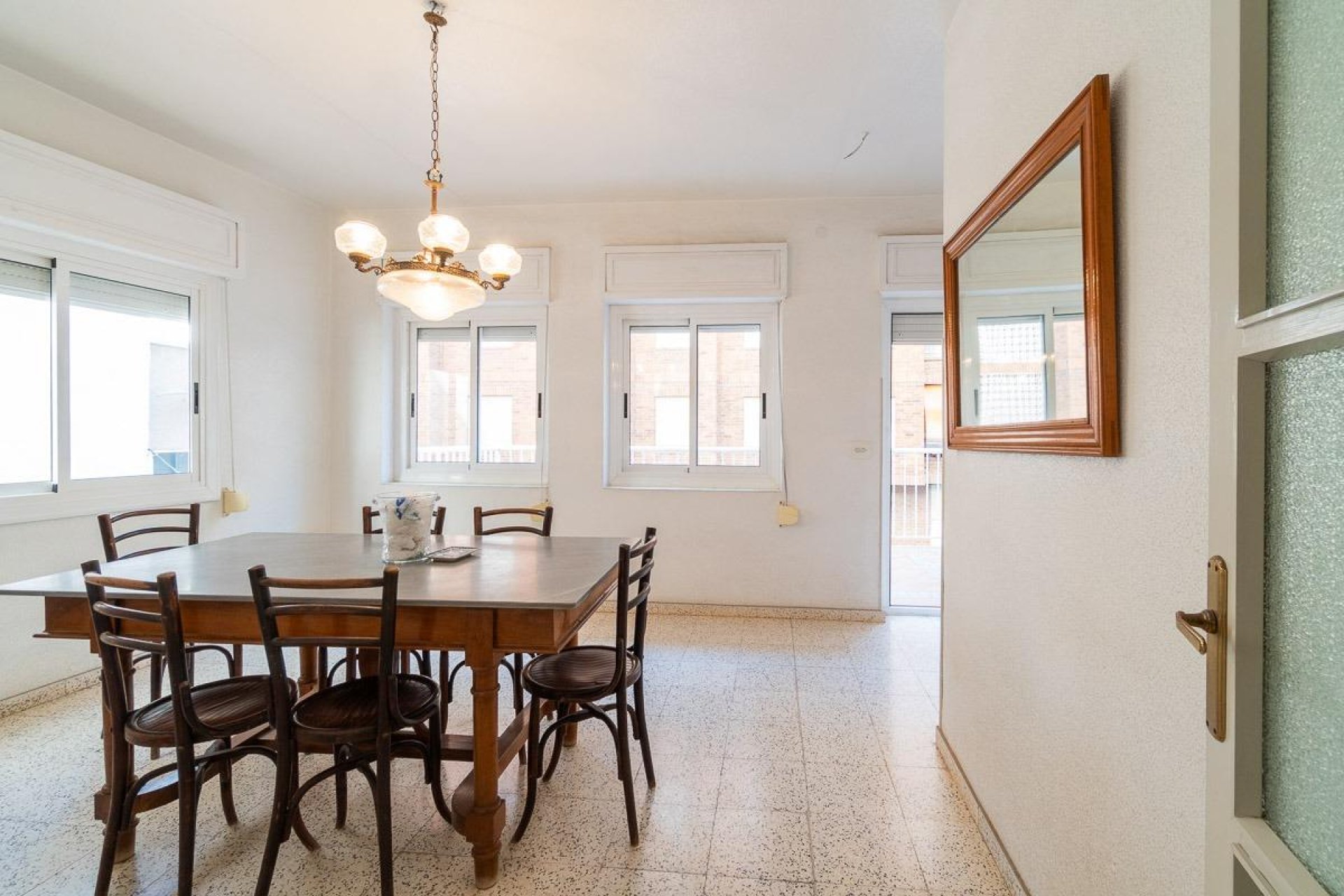 Resale - Apartment / flat -
Torrevieja - Playa del Cura