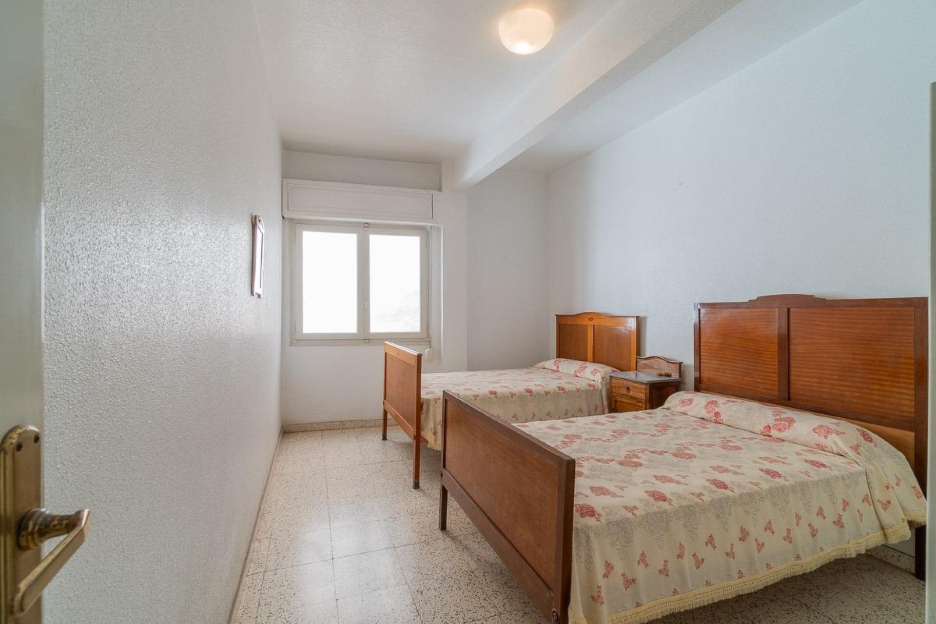 Resale - Apartment / flat -
Torrevieja - Playa del Cura