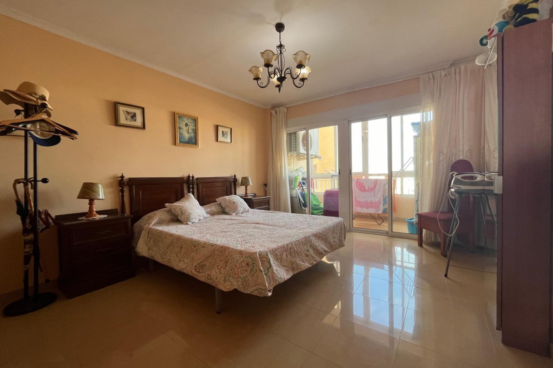 Resale - Apartment / flat -
Torrevieja - Playa del Cura