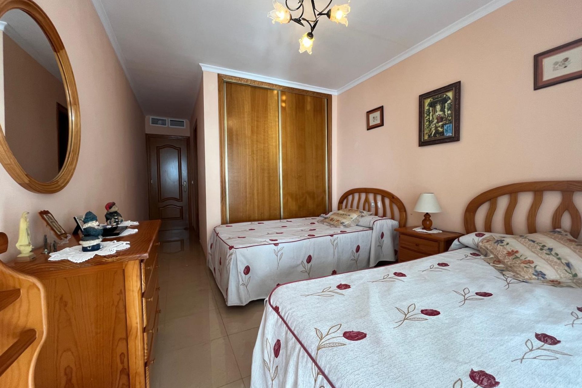 Resale - Apartment / flat -
Torrevieja - Playa del Cura