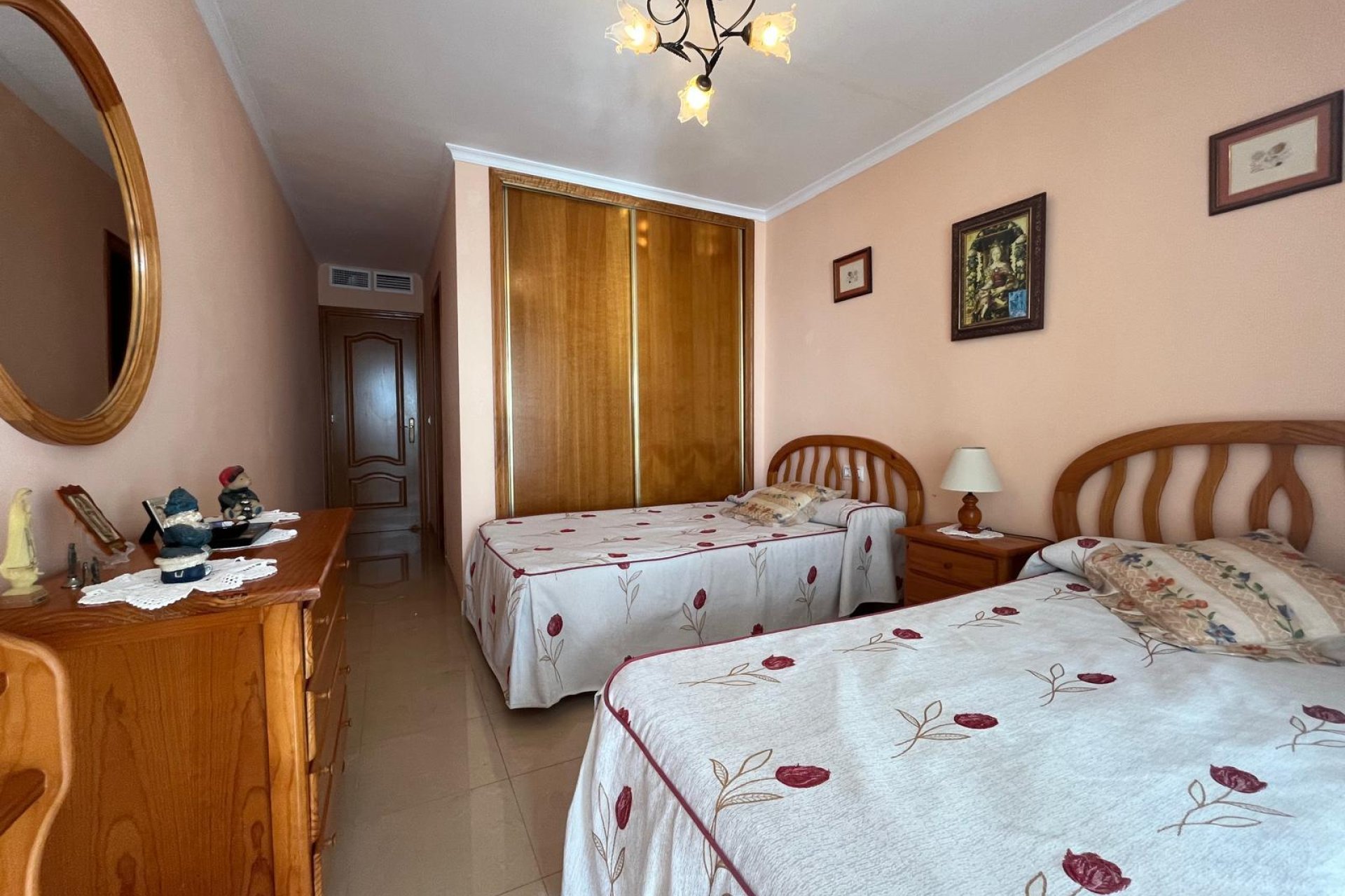 Resale - Apartment / flat -
Torrevieja - Playa del Cura