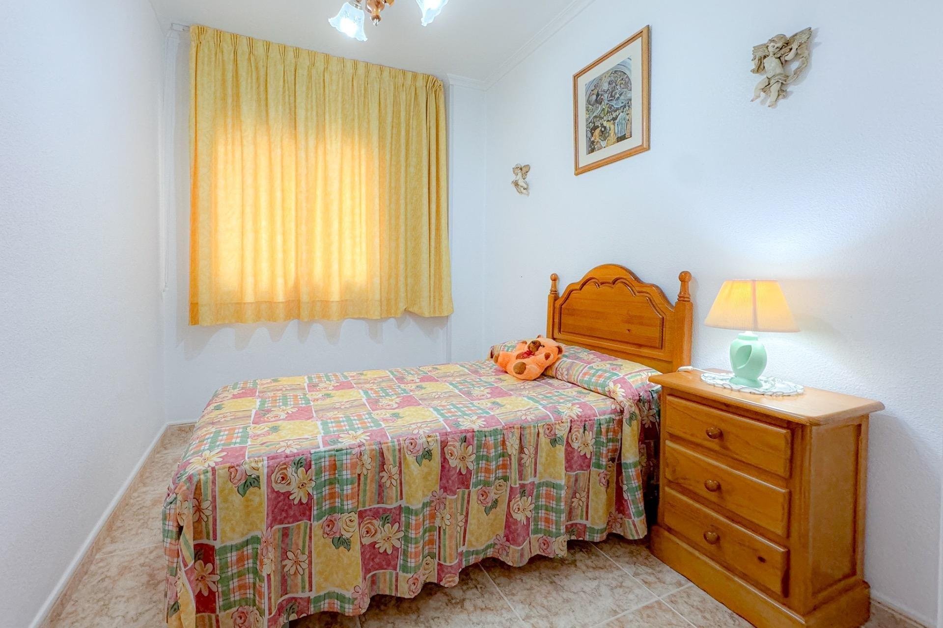 Resale - Apartment / flat -
Torrevieja - Playa del Cura