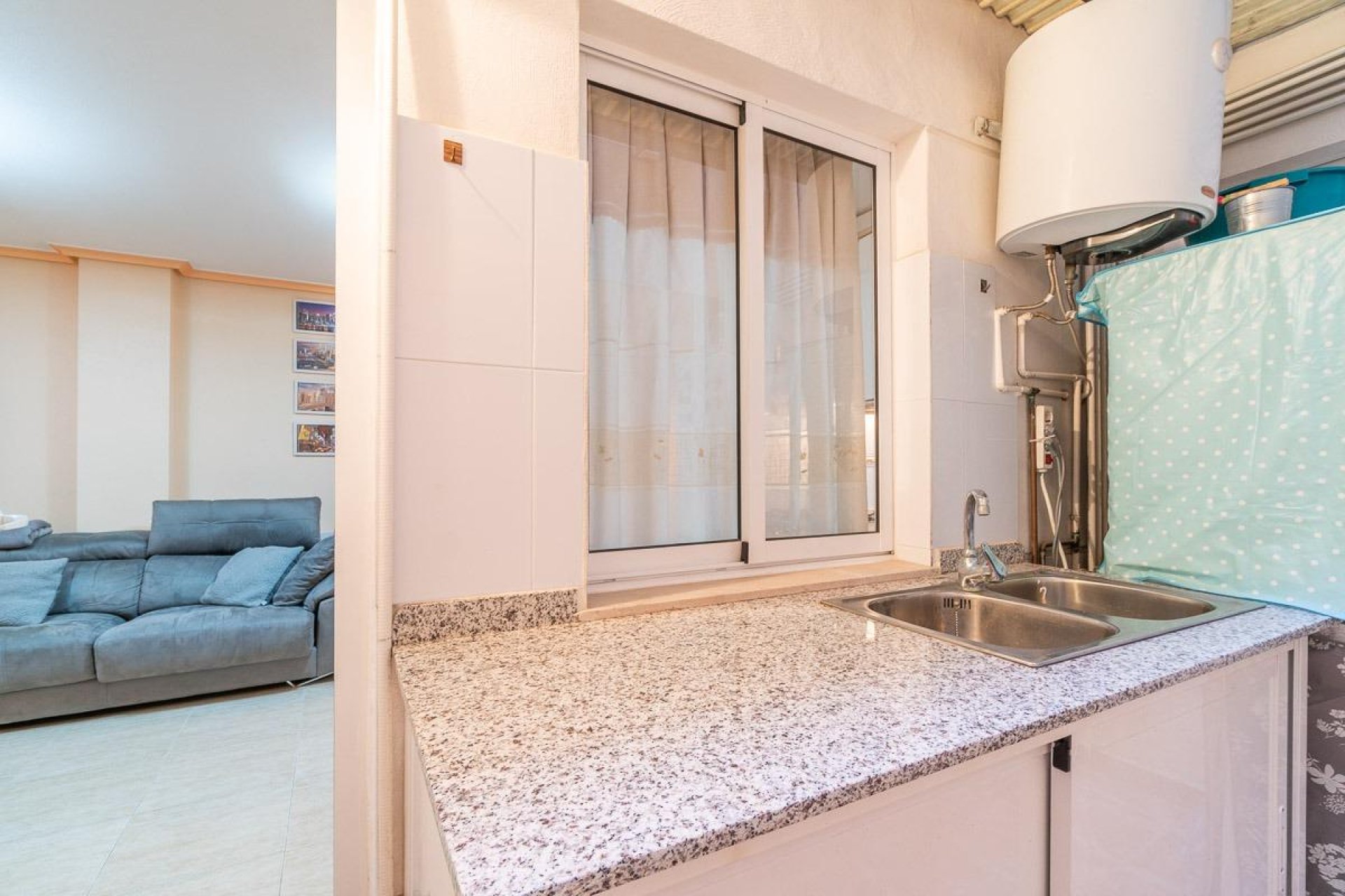 Resale - Apartment / flat -
Torrevieja - Playa del cura