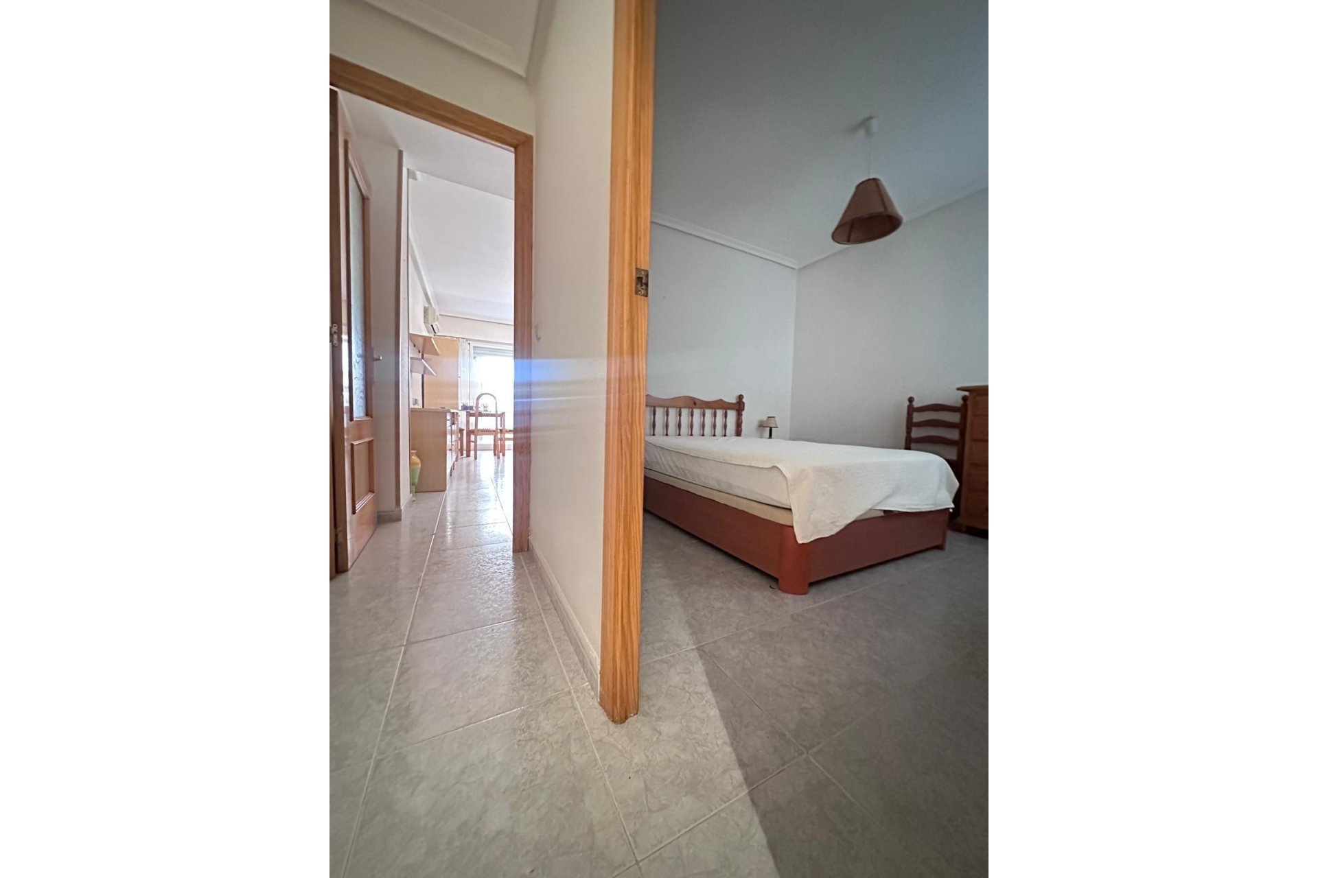 Resale - Apartment / flat -
Torrevieja - Playa del Cura