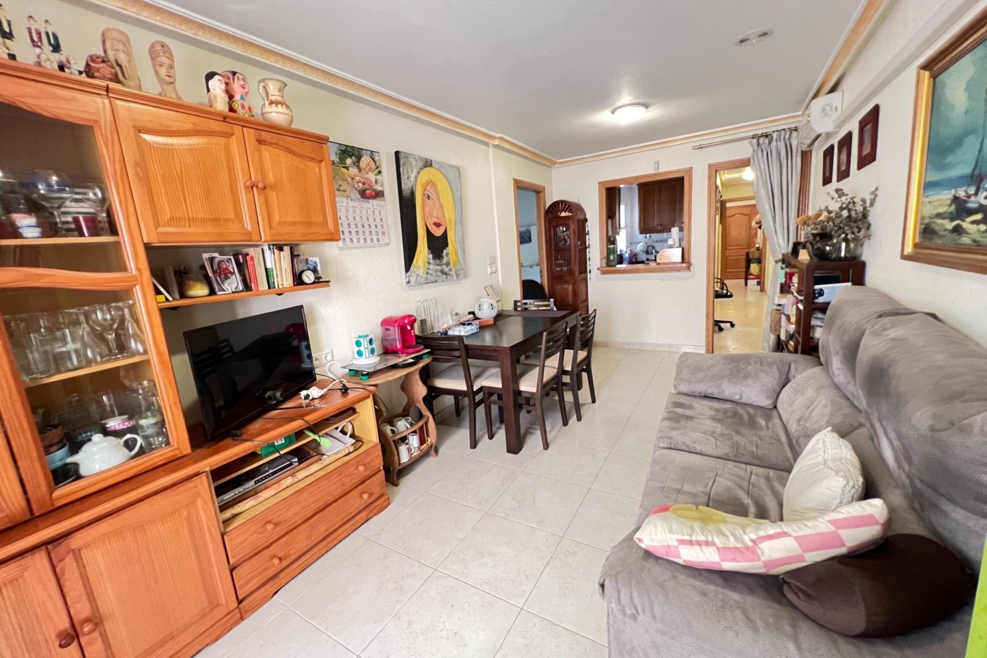 Resale - Apartment / flat -
Torrevieja - Playa del Cura