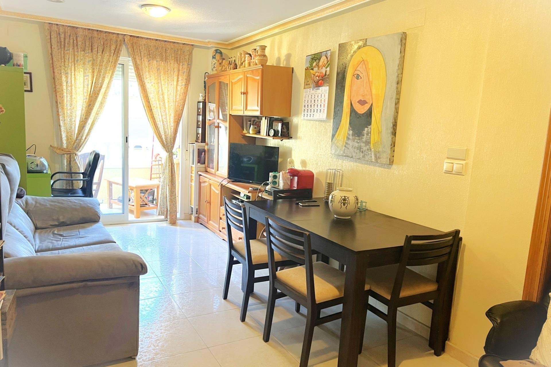 Resale - Apartment / flat -
Torrevieja - Playa del Cura