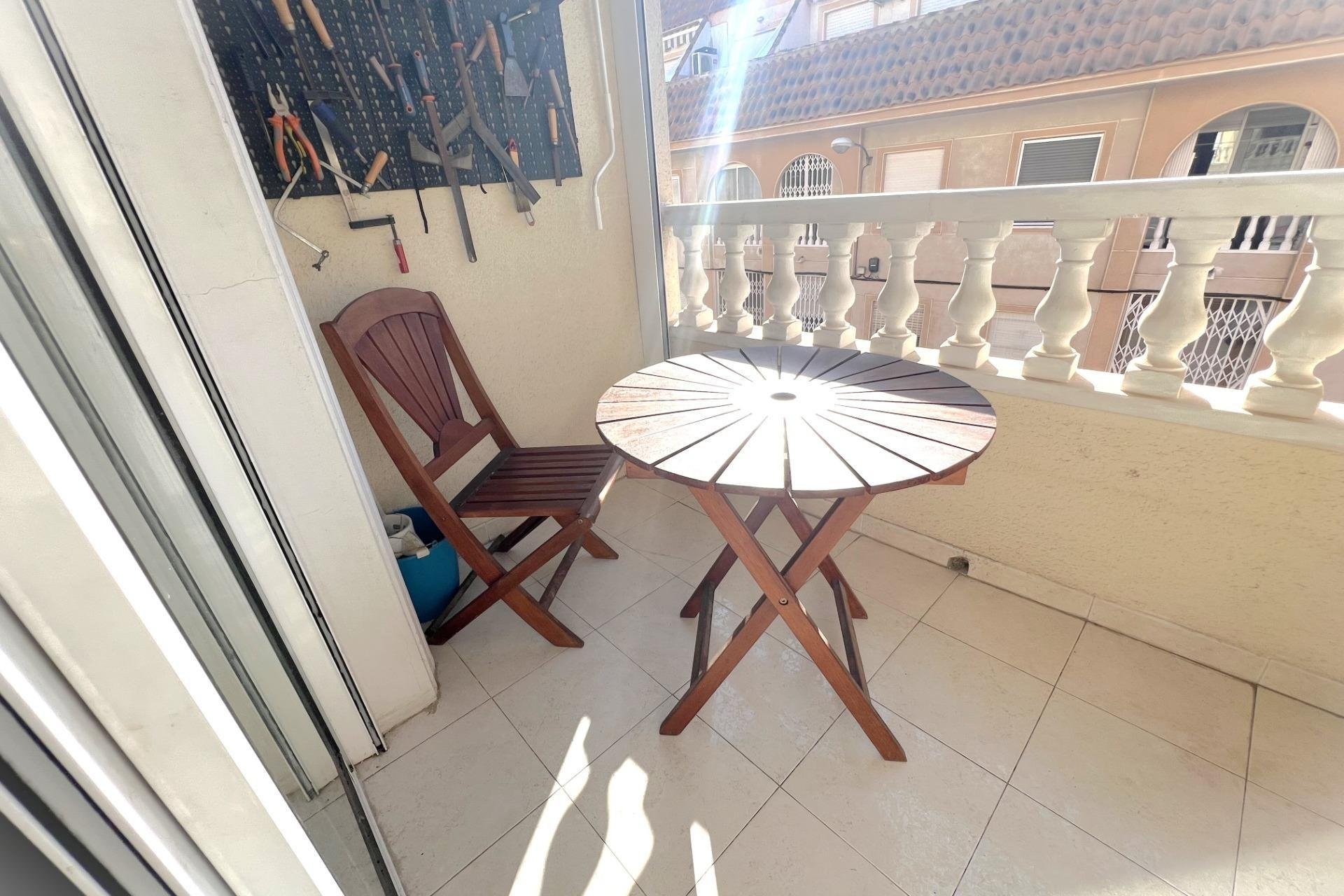 Resale - Apartment / flat -
Torrevieja - Playa del Cura