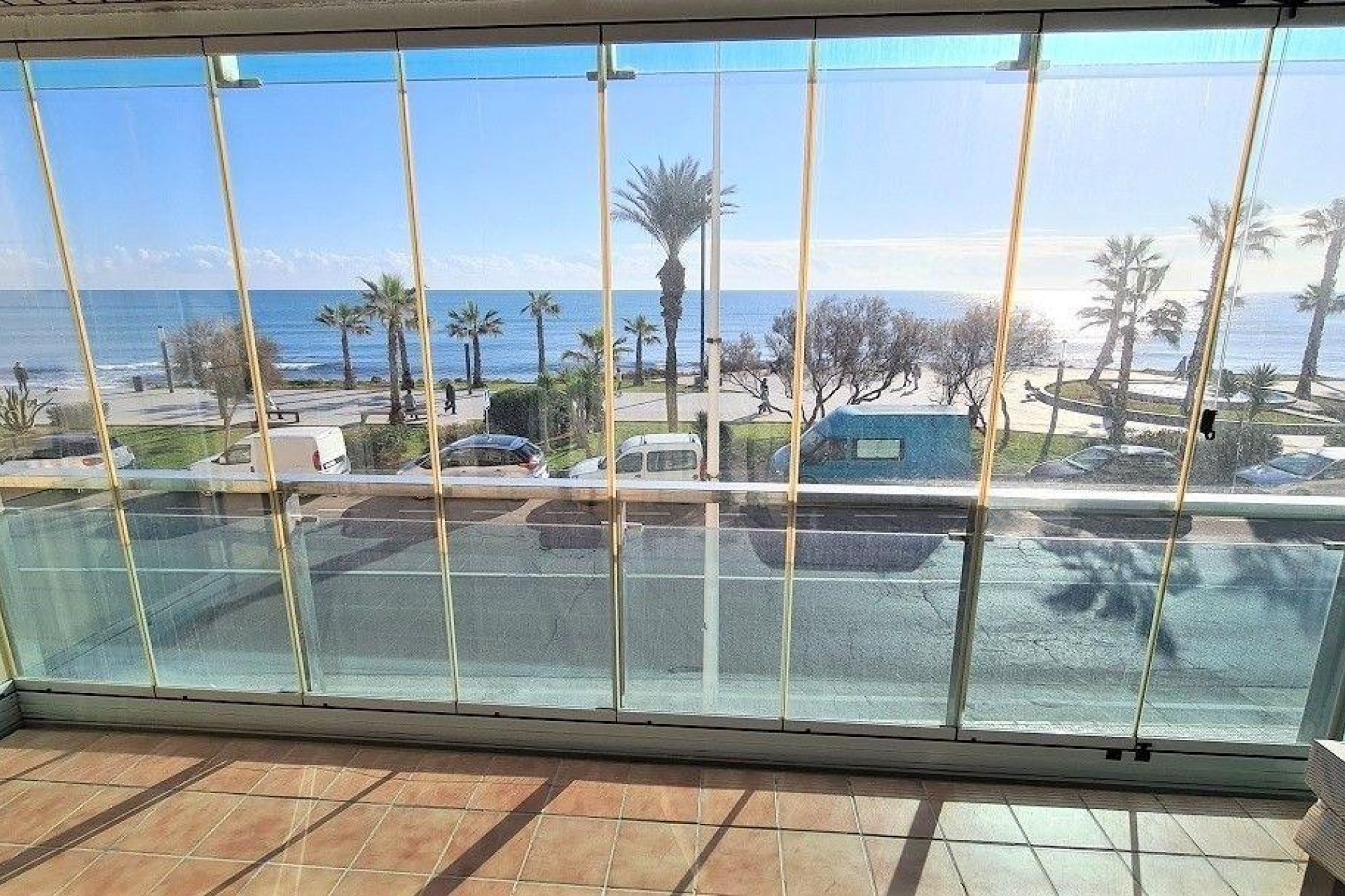 Resale - Apartment / flat -
Torrevieja - Playa del Cura