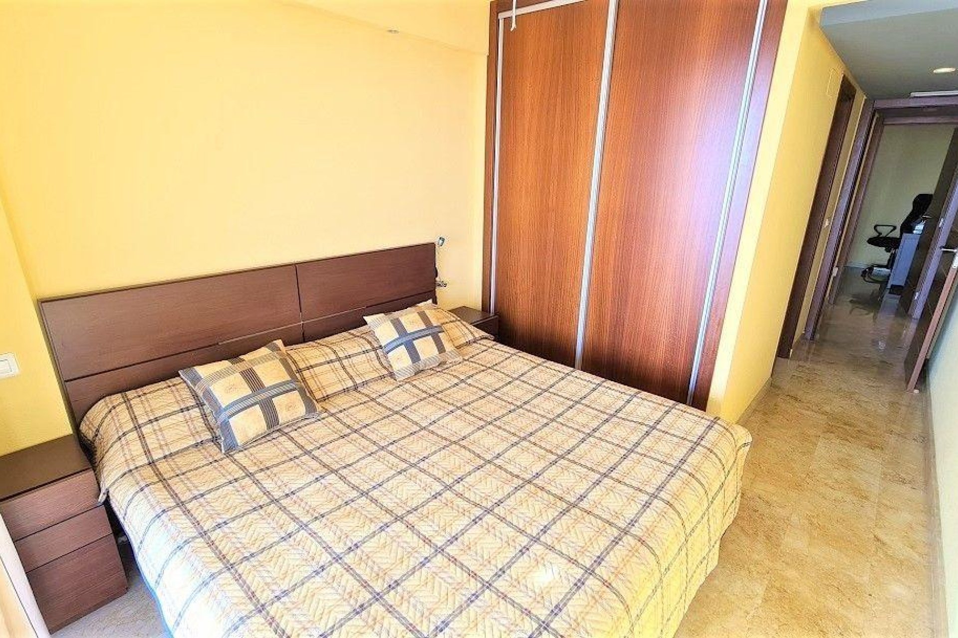 Resale - Apartment / flat -
Torrevieja - Playa del Cura