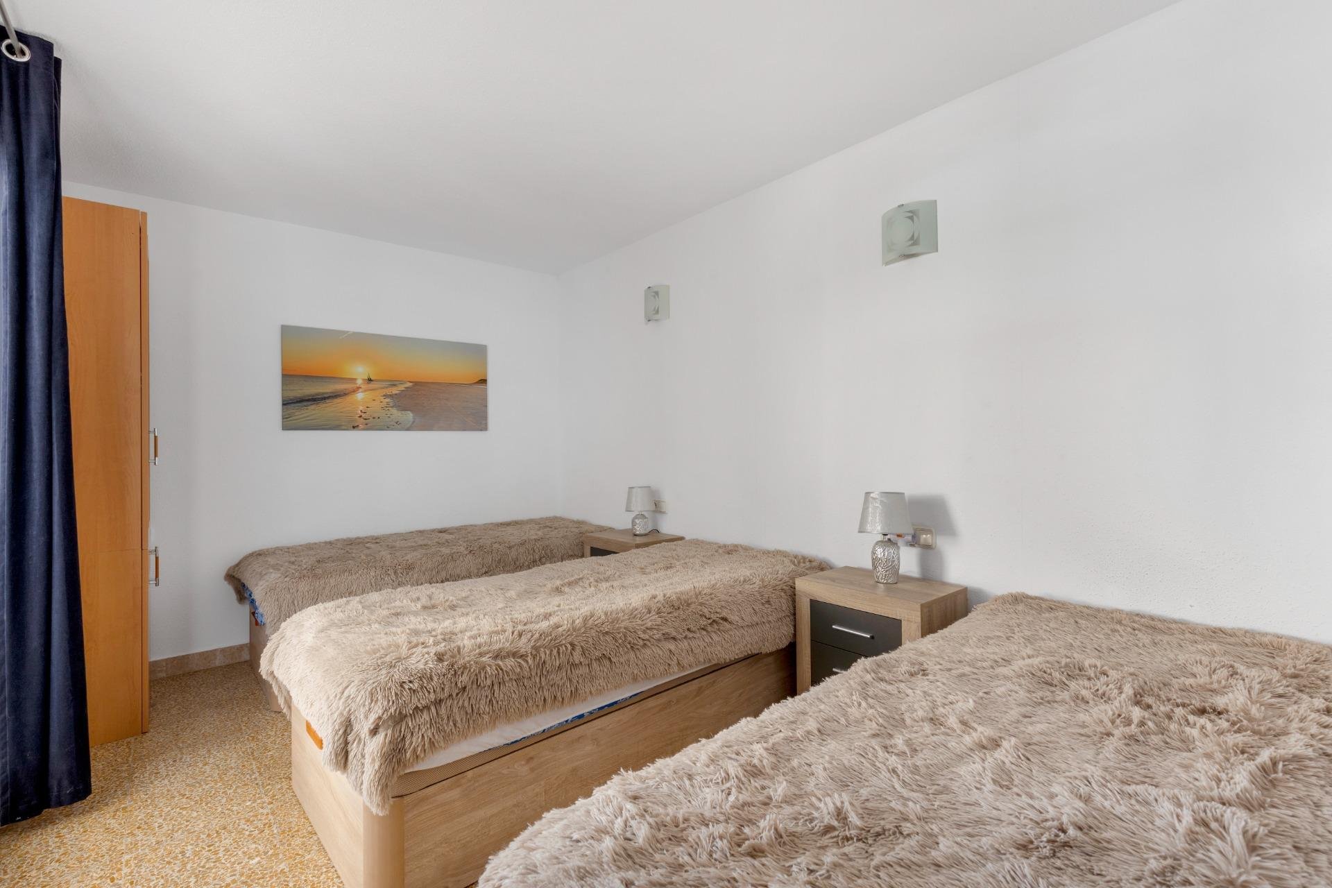 Resale - Apartment / flat -
Torrevieja - Playa del Cura
