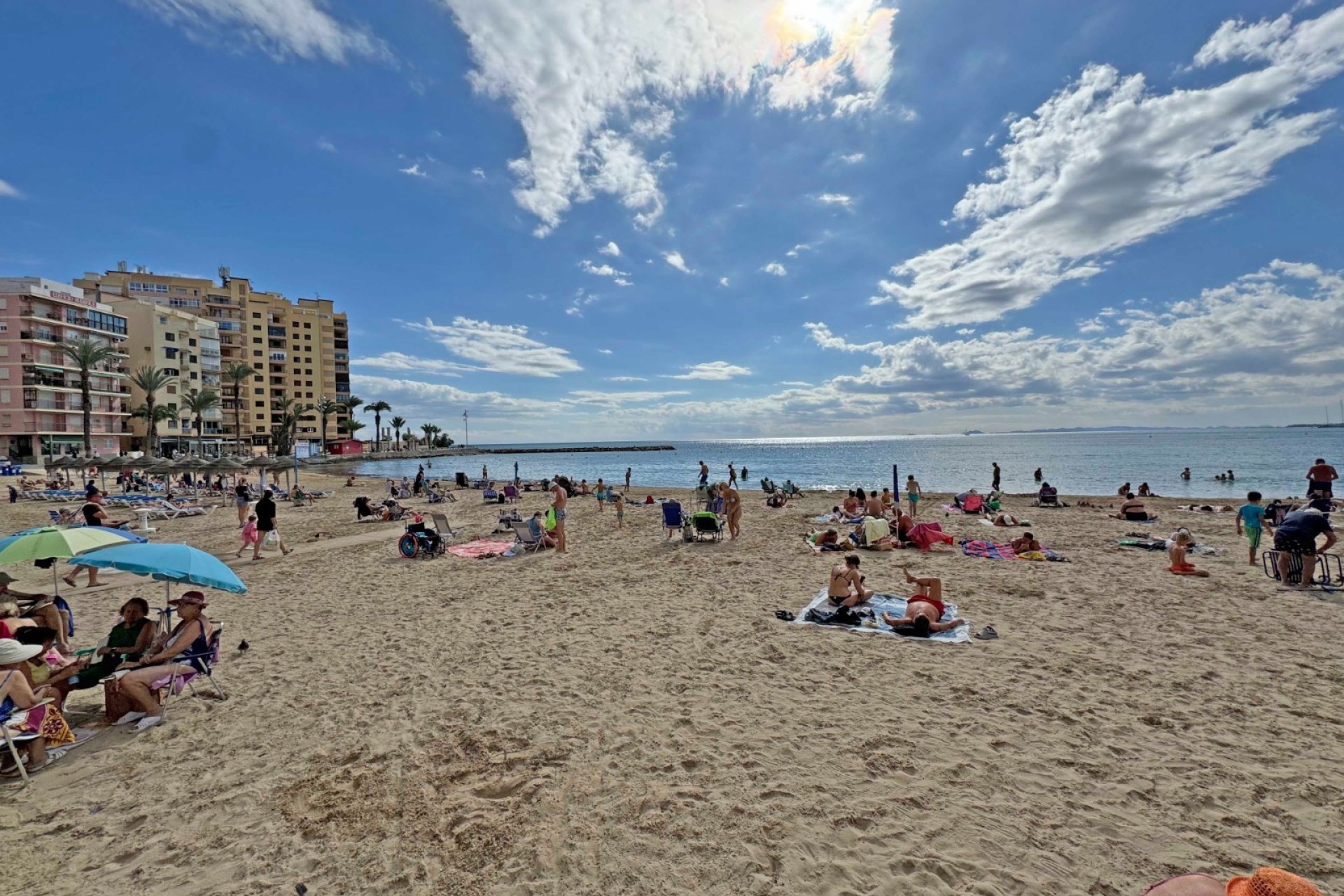 Resale - Apartment / flat -
Torrevieja - Playa del Cura